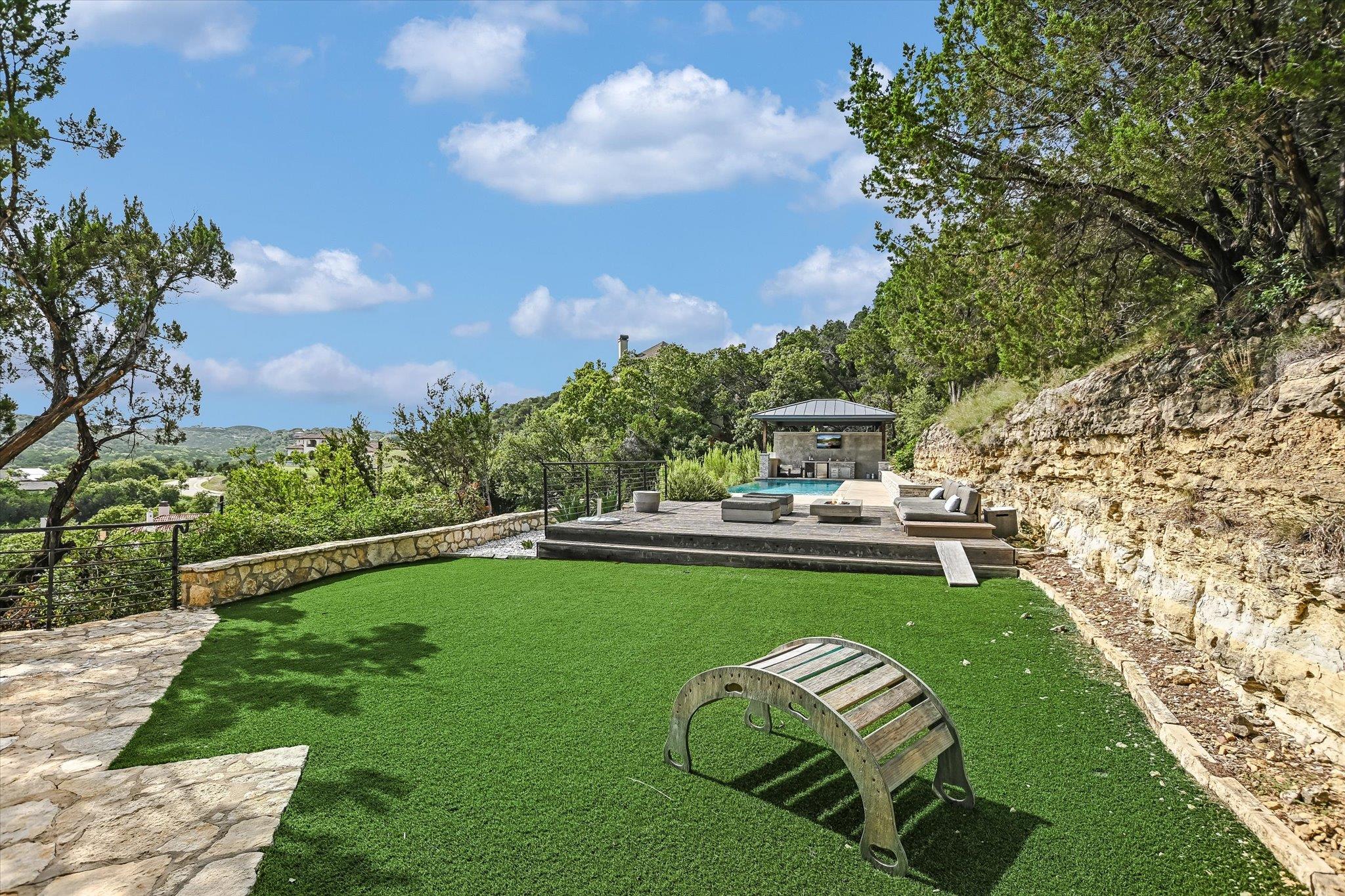 5304 Scenic View Dr, Austin, TX 78746