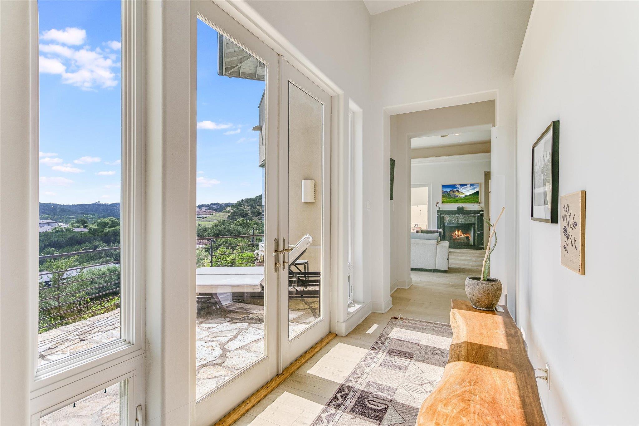 5304 Scenic View Dr, Austin, TX 78746