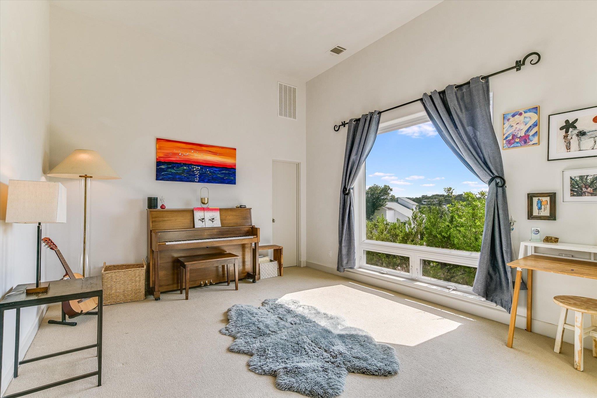 5304 Scenic View Dr, Austin, TX 78746