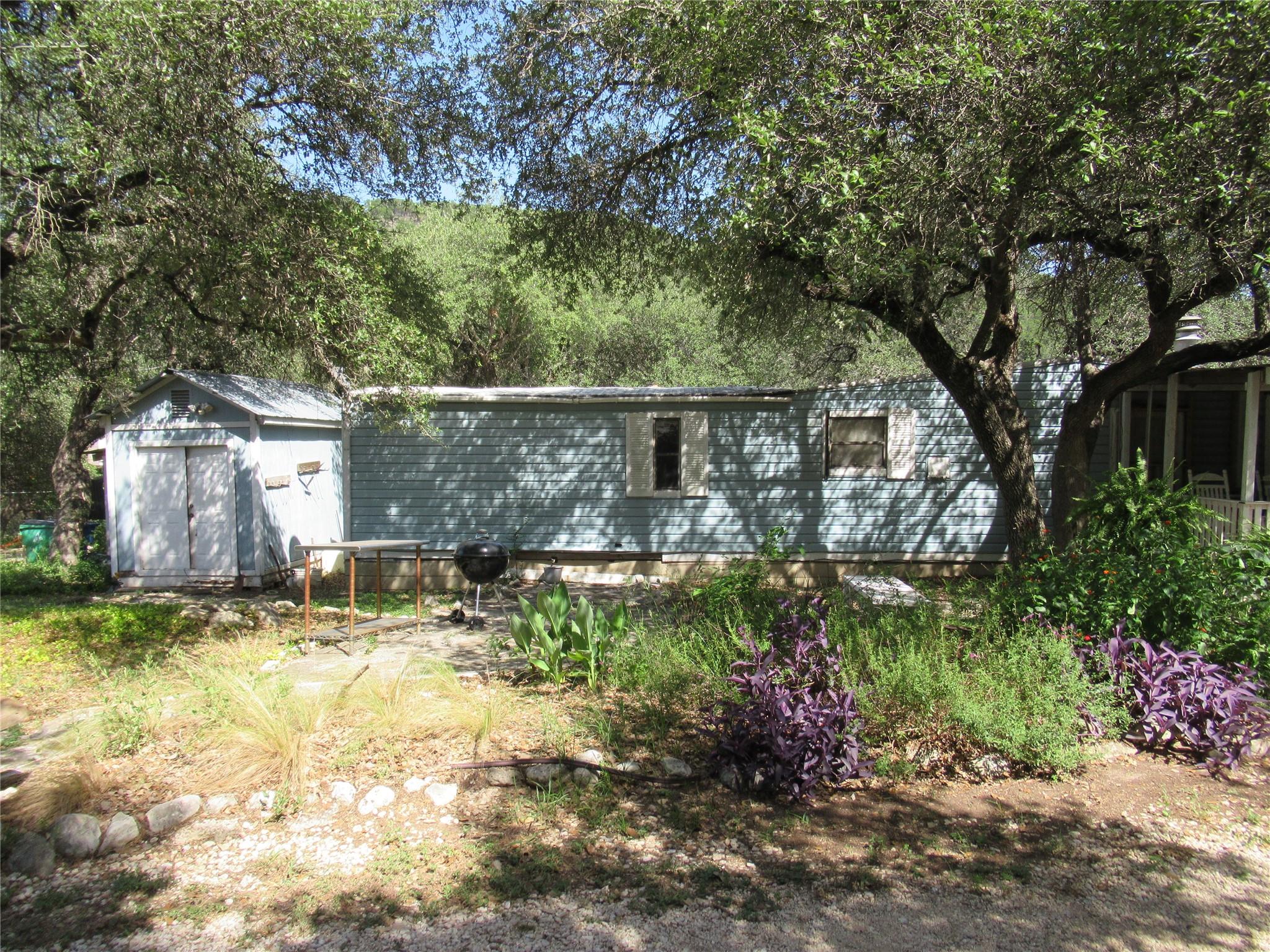 17801 Lafayette Park Rd, Jonestown, TX 78645