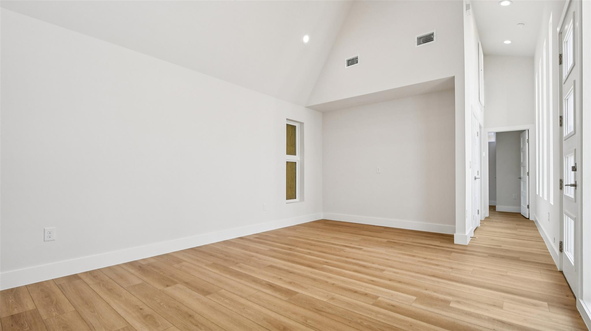 106 W Fawnridge Dr # 2, Austin, TX 78753