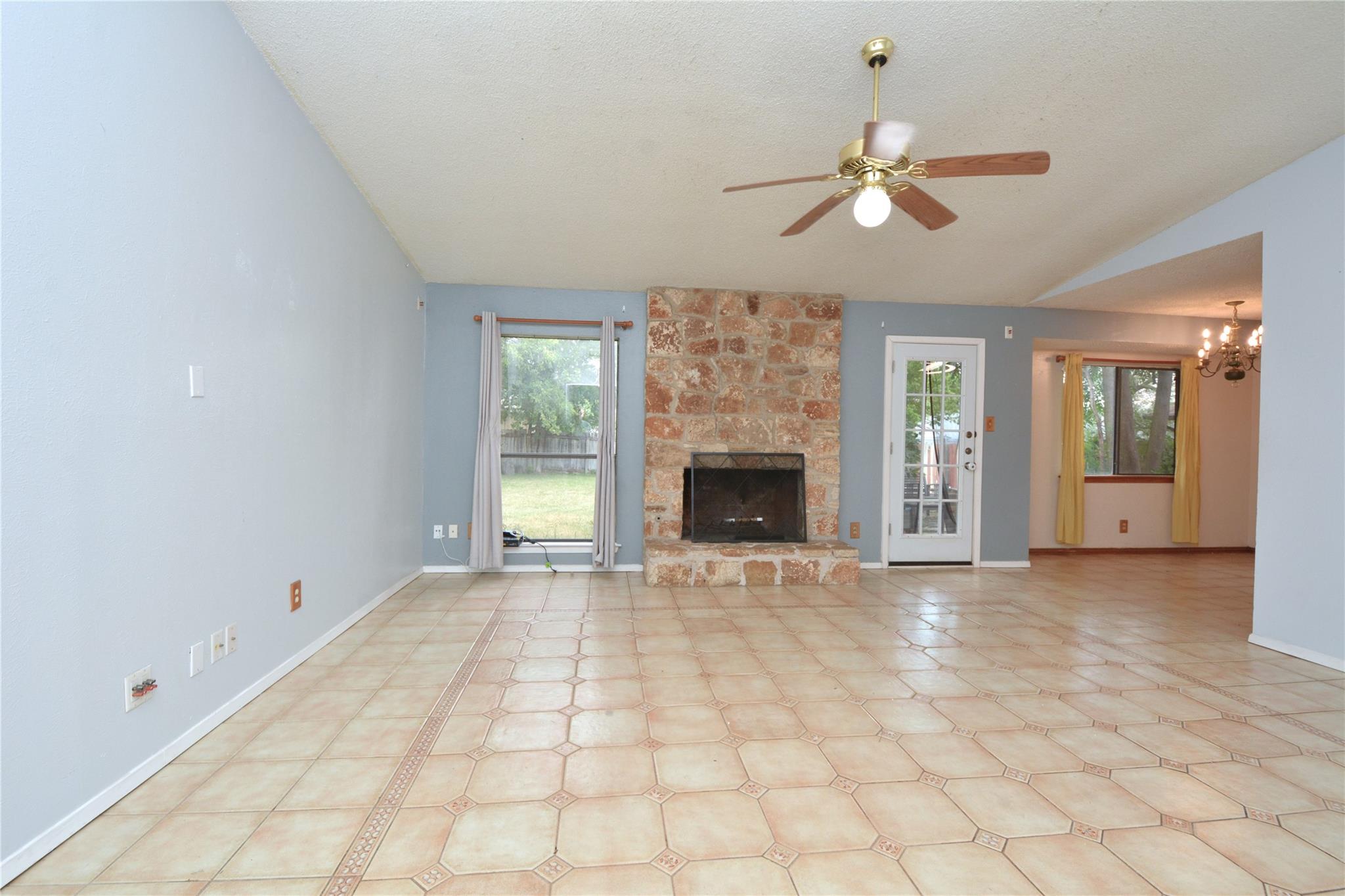 12327 Deerbrook Trl, Austin, TX 78750