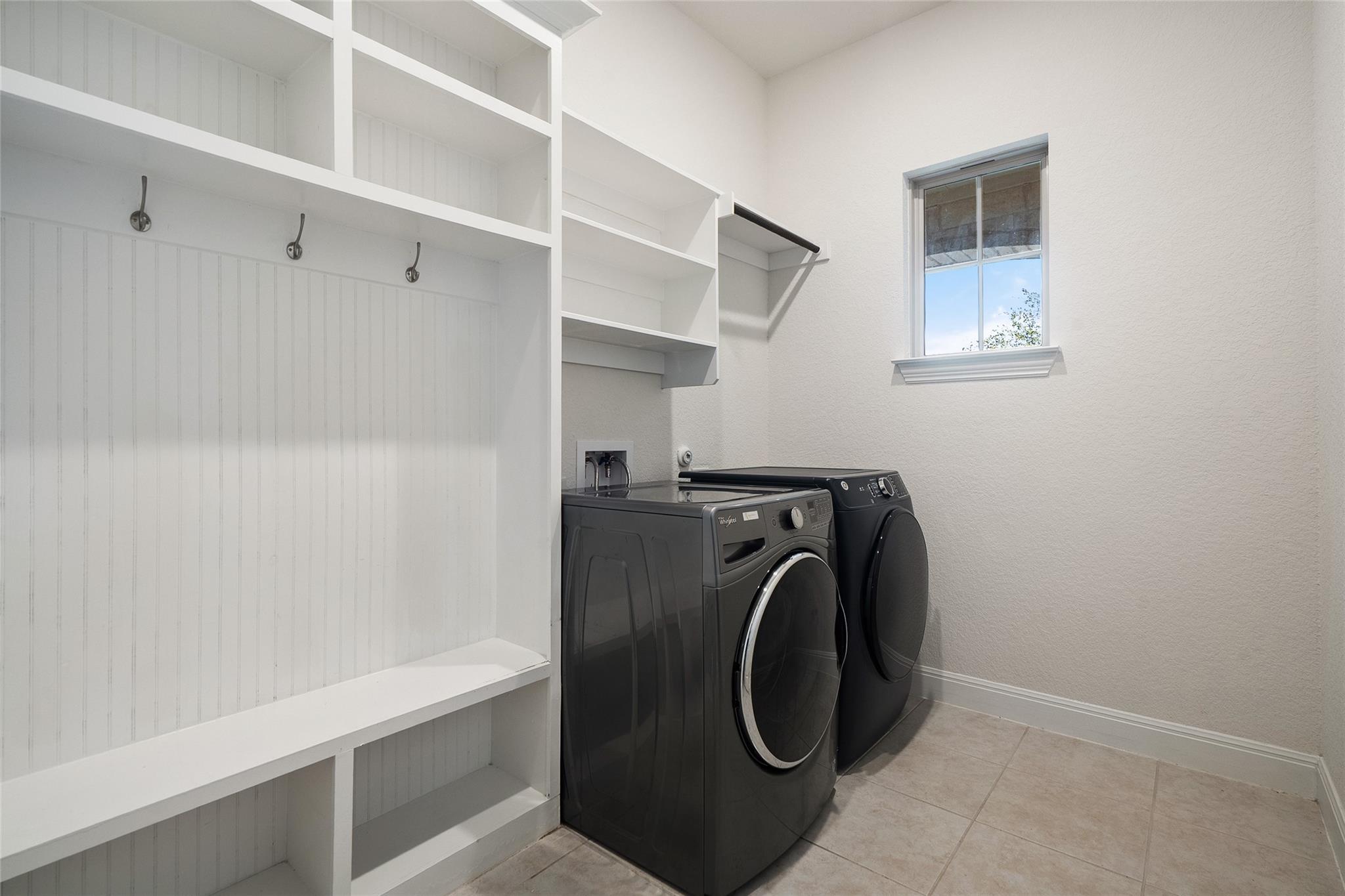 2016 Elk Creek Dr, Leander, TX 78641