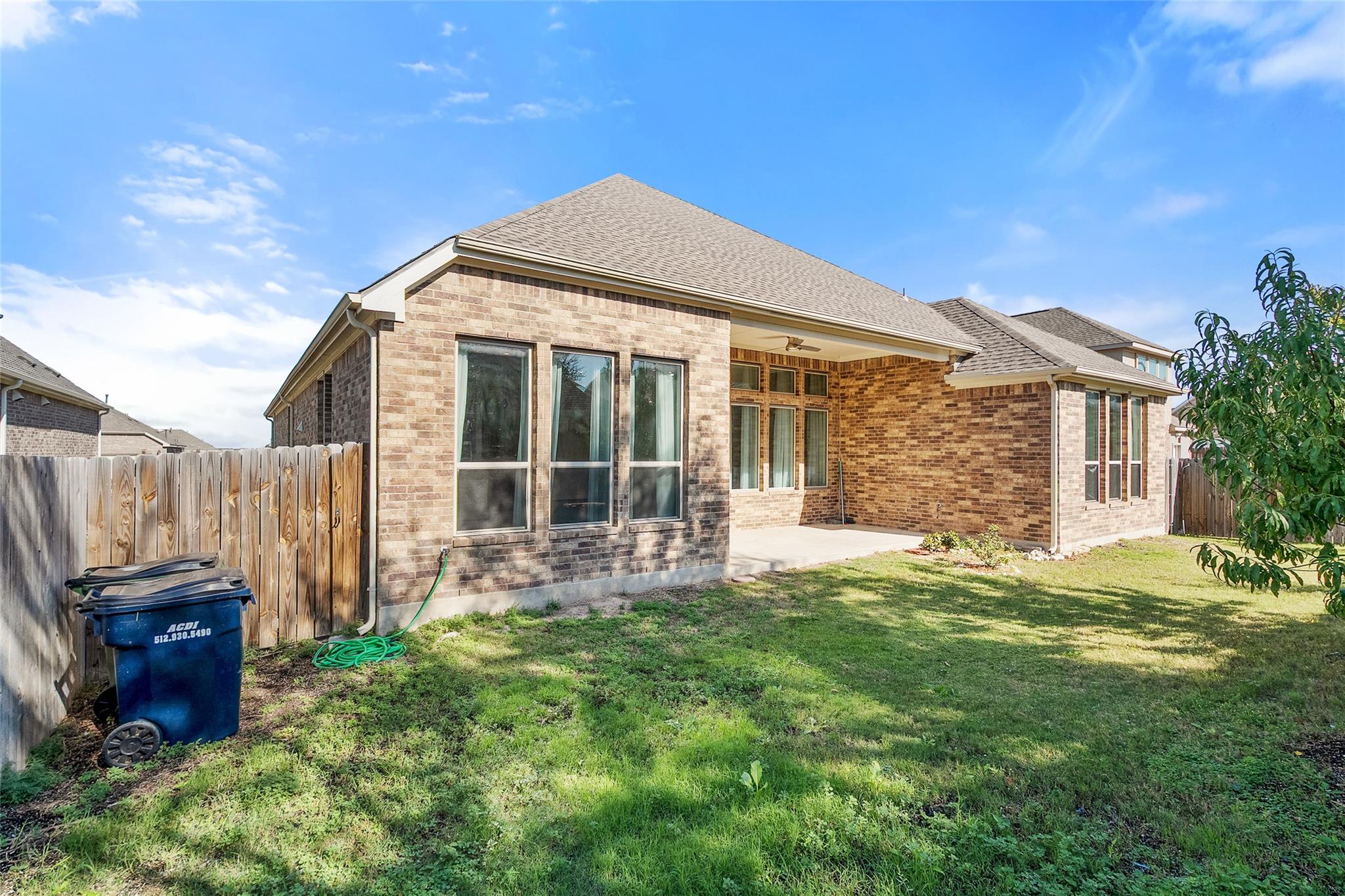 2016 Elk Creek Dr, Leander, TX 78641