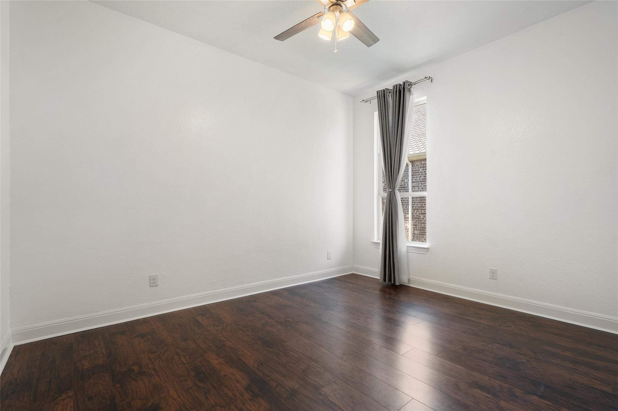 2016 Elk Creek Dr, Leander, TX 78641