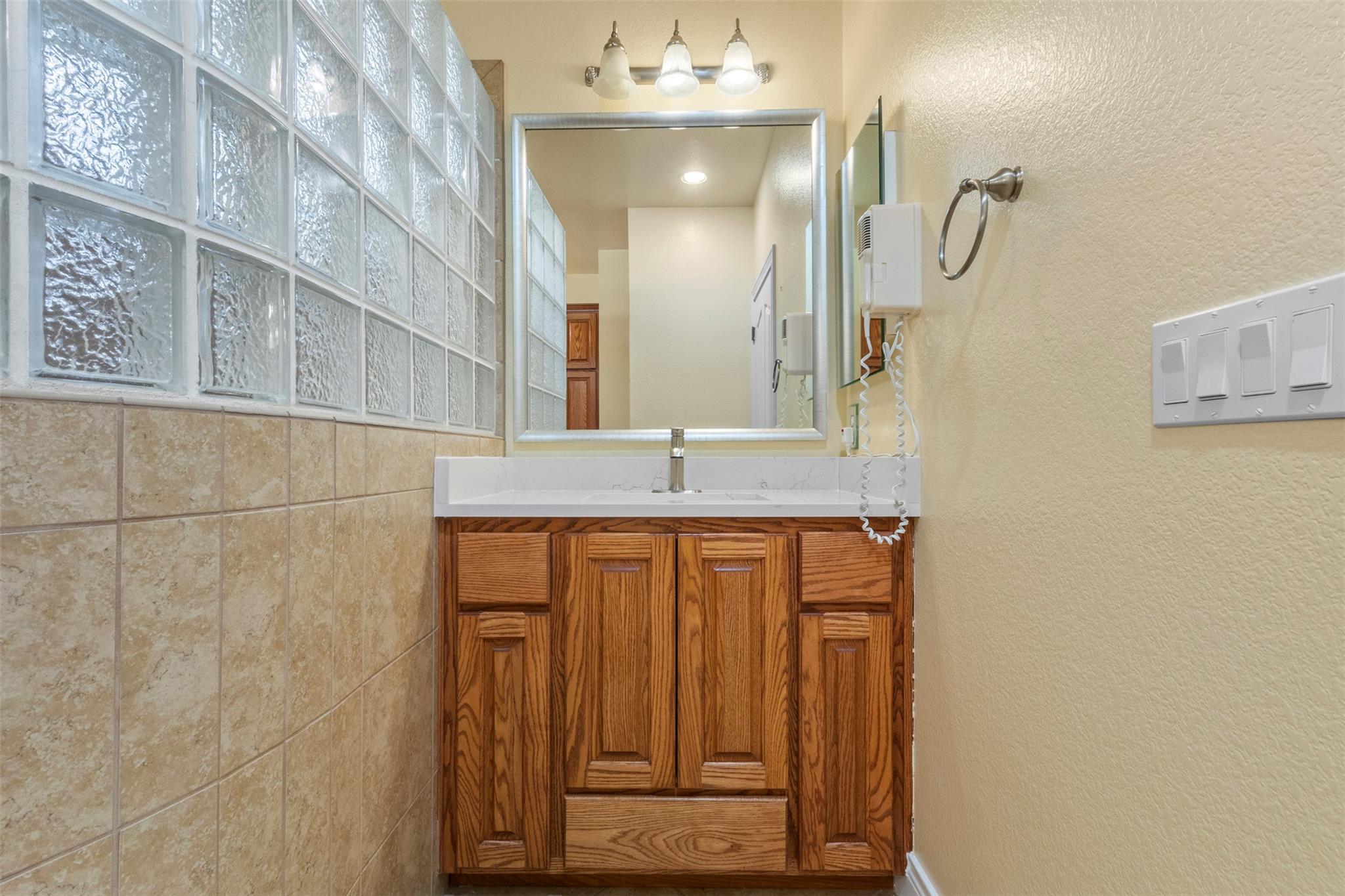 806 Boquilla Trl, Georgetown, TX 78633