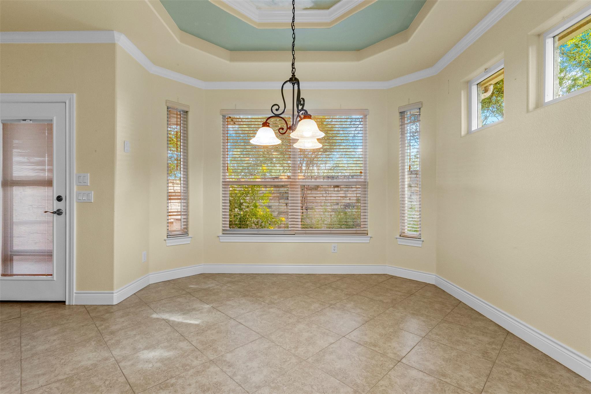 806 Boquilla Trl, Georgetown, TX 78633