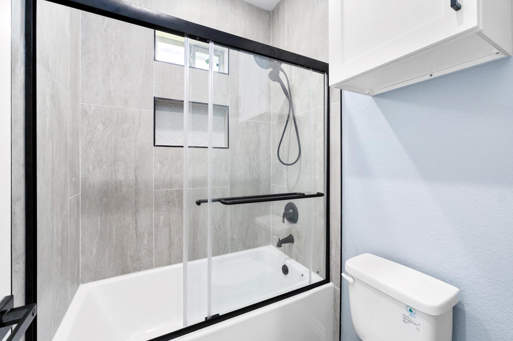 123 Bianca Cir, Del Valle, TX 78617