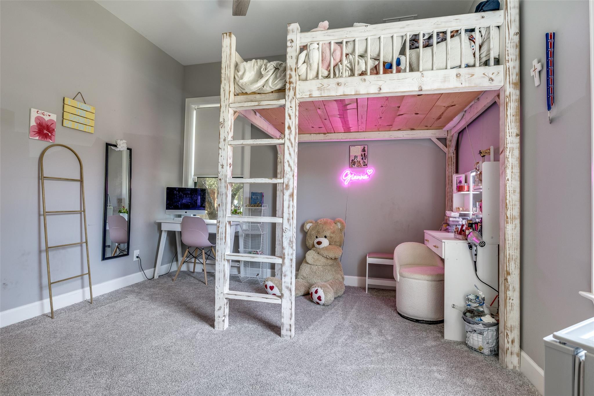 550 Saxet Trl, Spring Branch, TX 78070