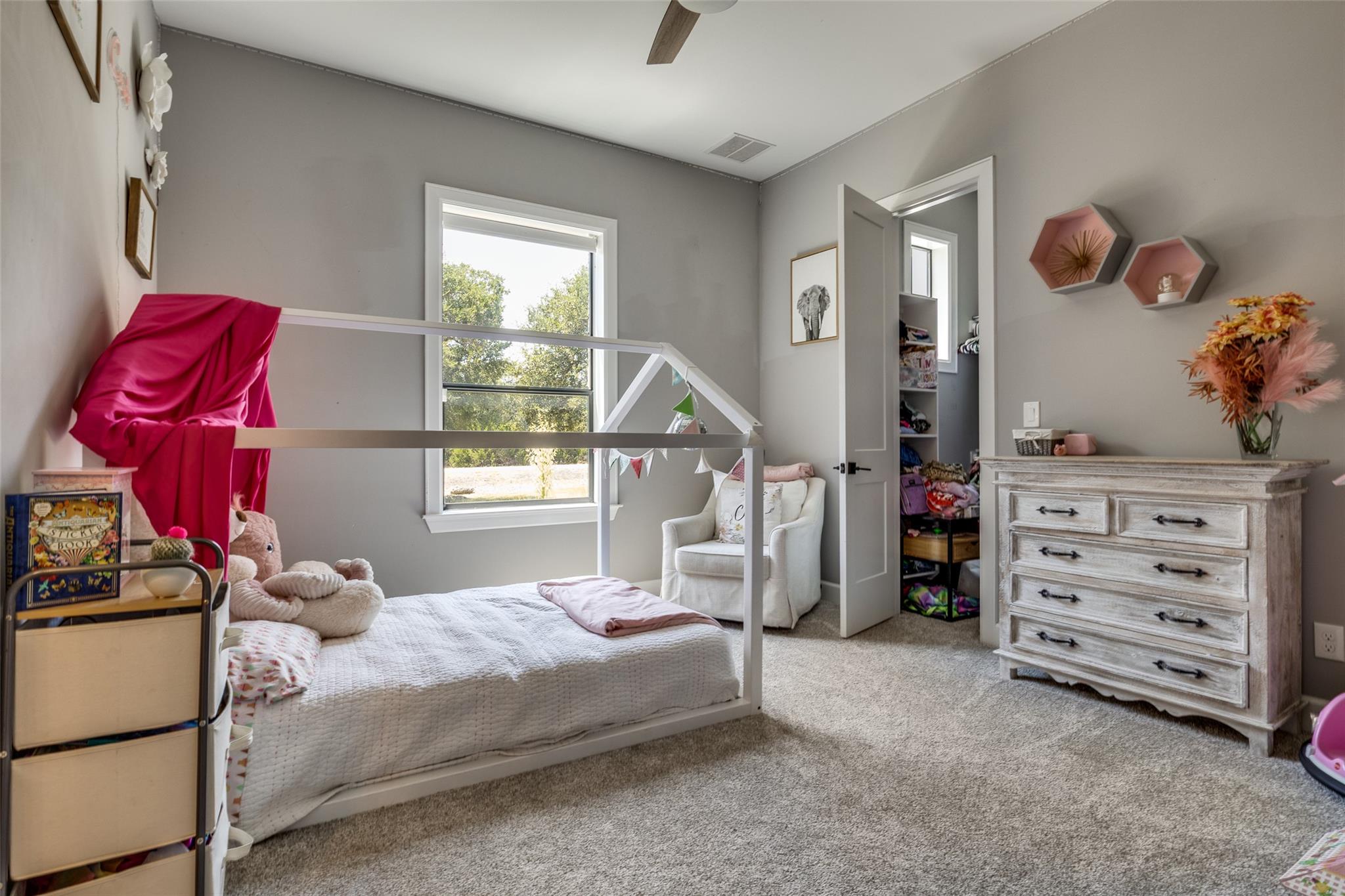 550 Saxet Trl, Spring Branch, TX 78070