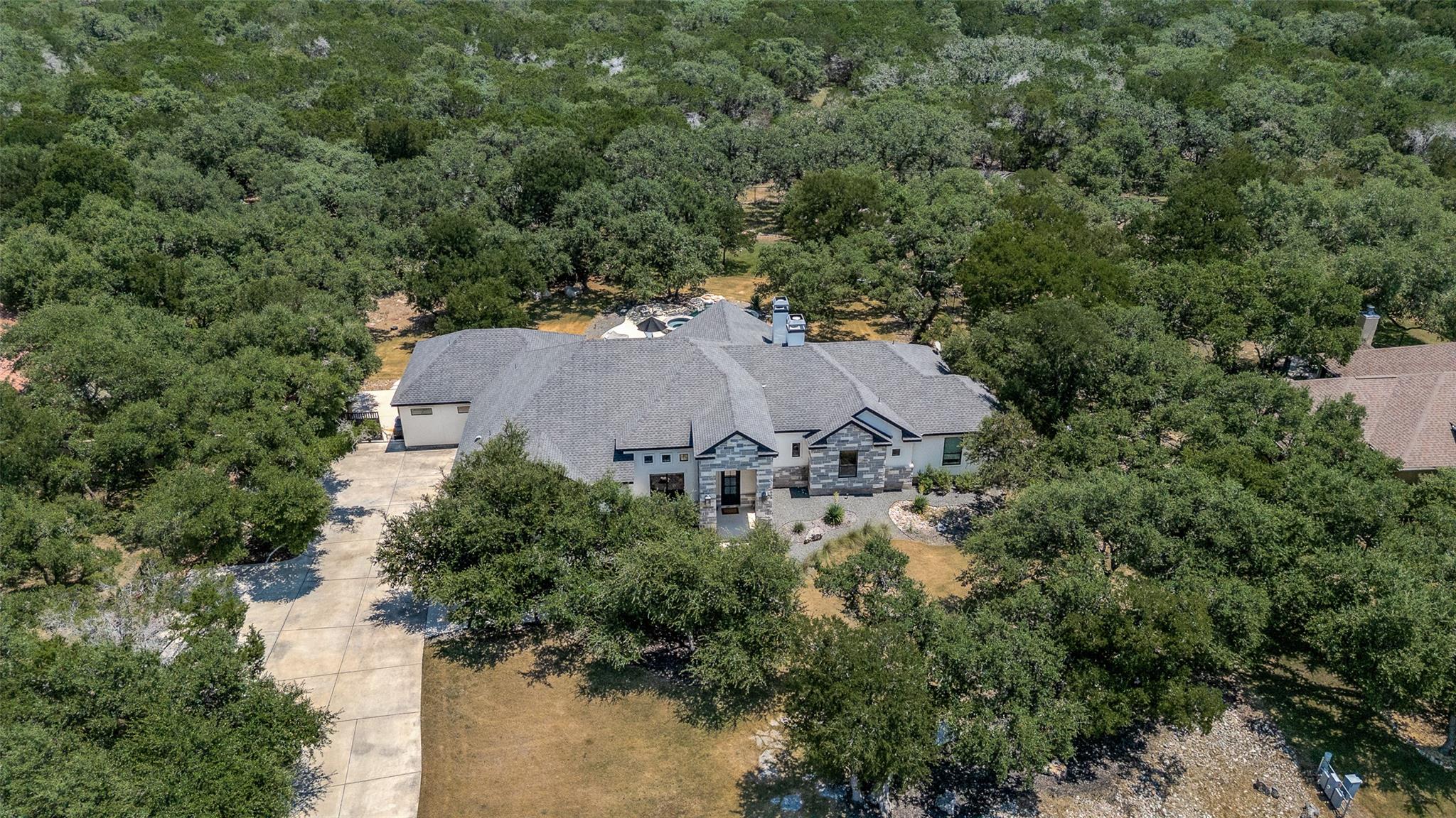 550 Saxet Trl, Spring Branch, TX 78070