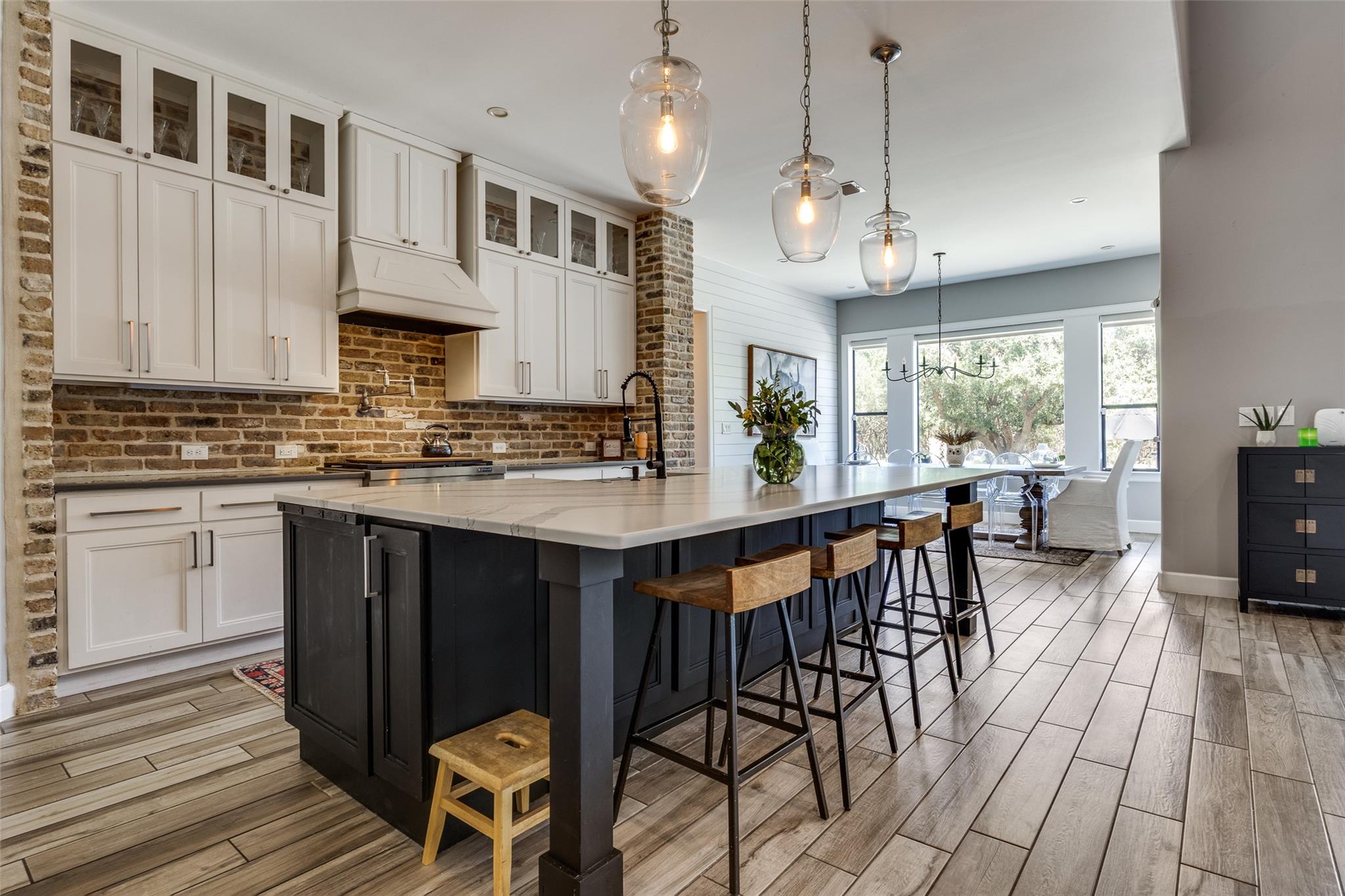 550 Saxet Trl, Spring Branch, TX 78070