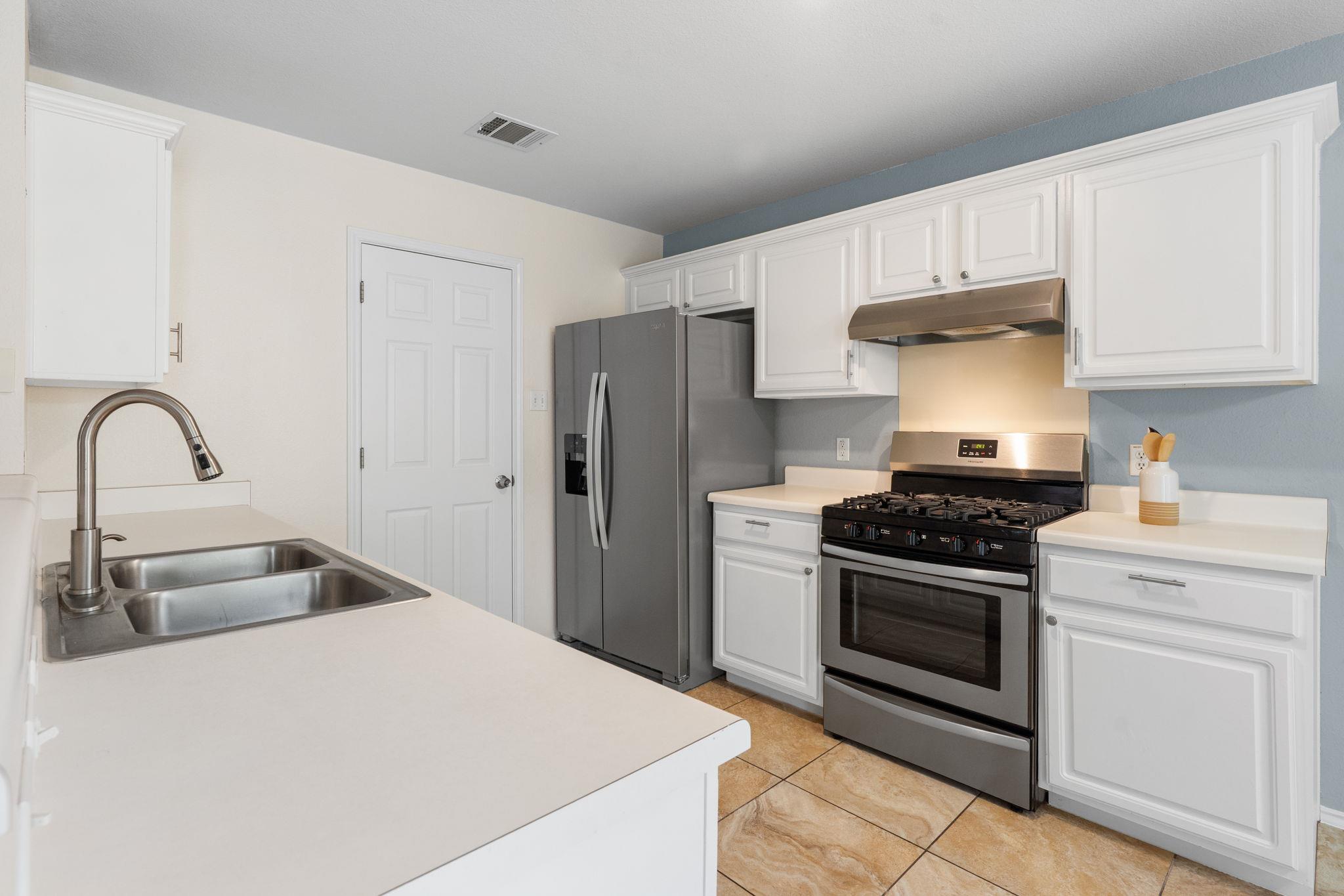 1700 Canon Yeomans Trl, Austin, TX 78748