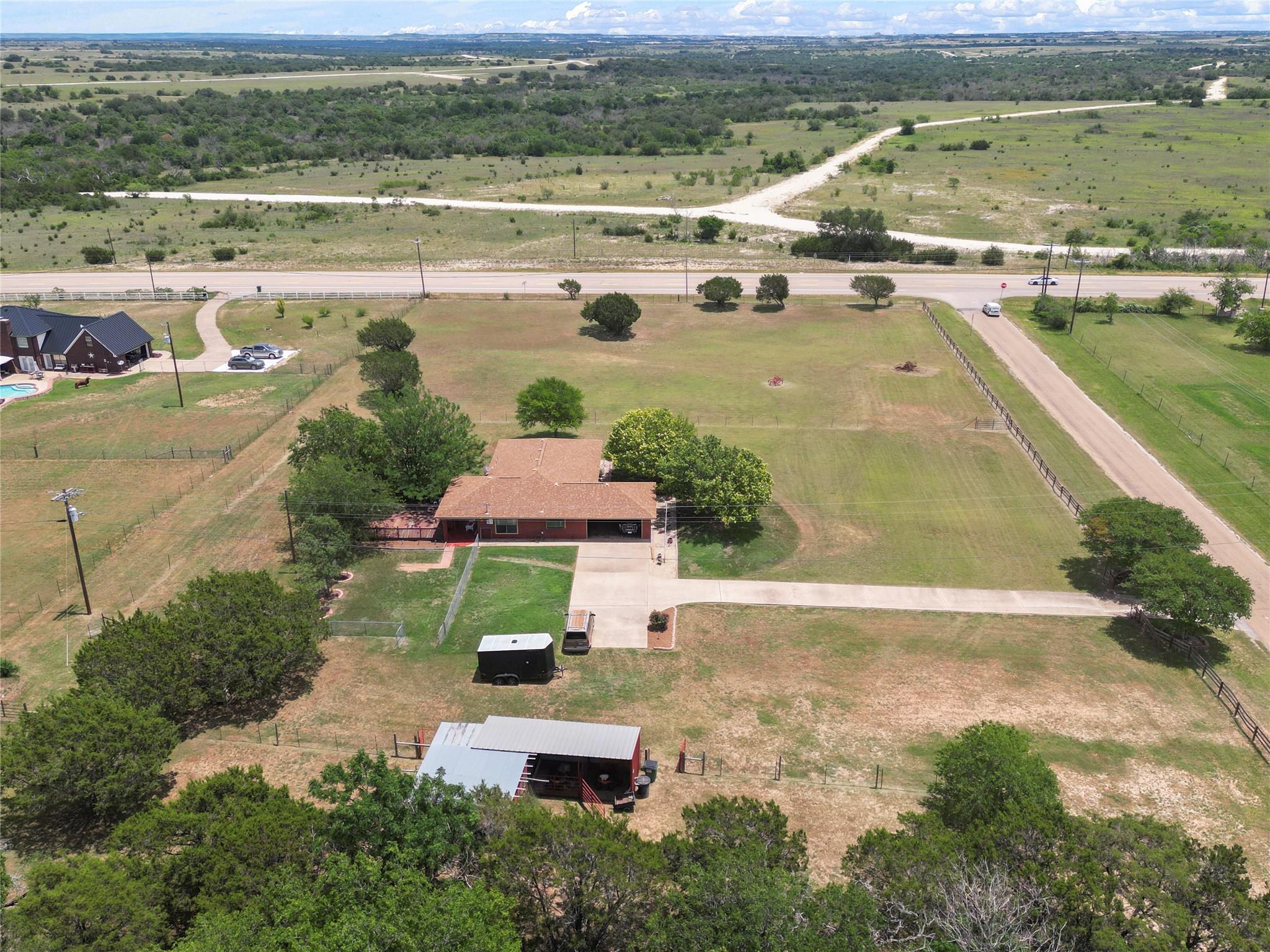 532 Whispering Oaks Dr, Copperas Cove, TX 76522