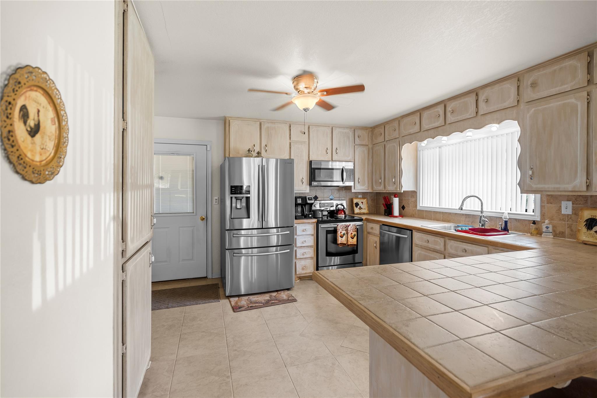 532 Whispering Oaks Dr, Copperas Cove, TX 76522