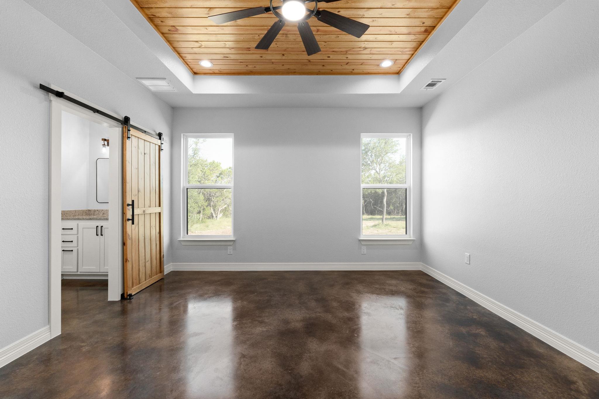 1617 Badger Ln, Lampasas, TX 76550