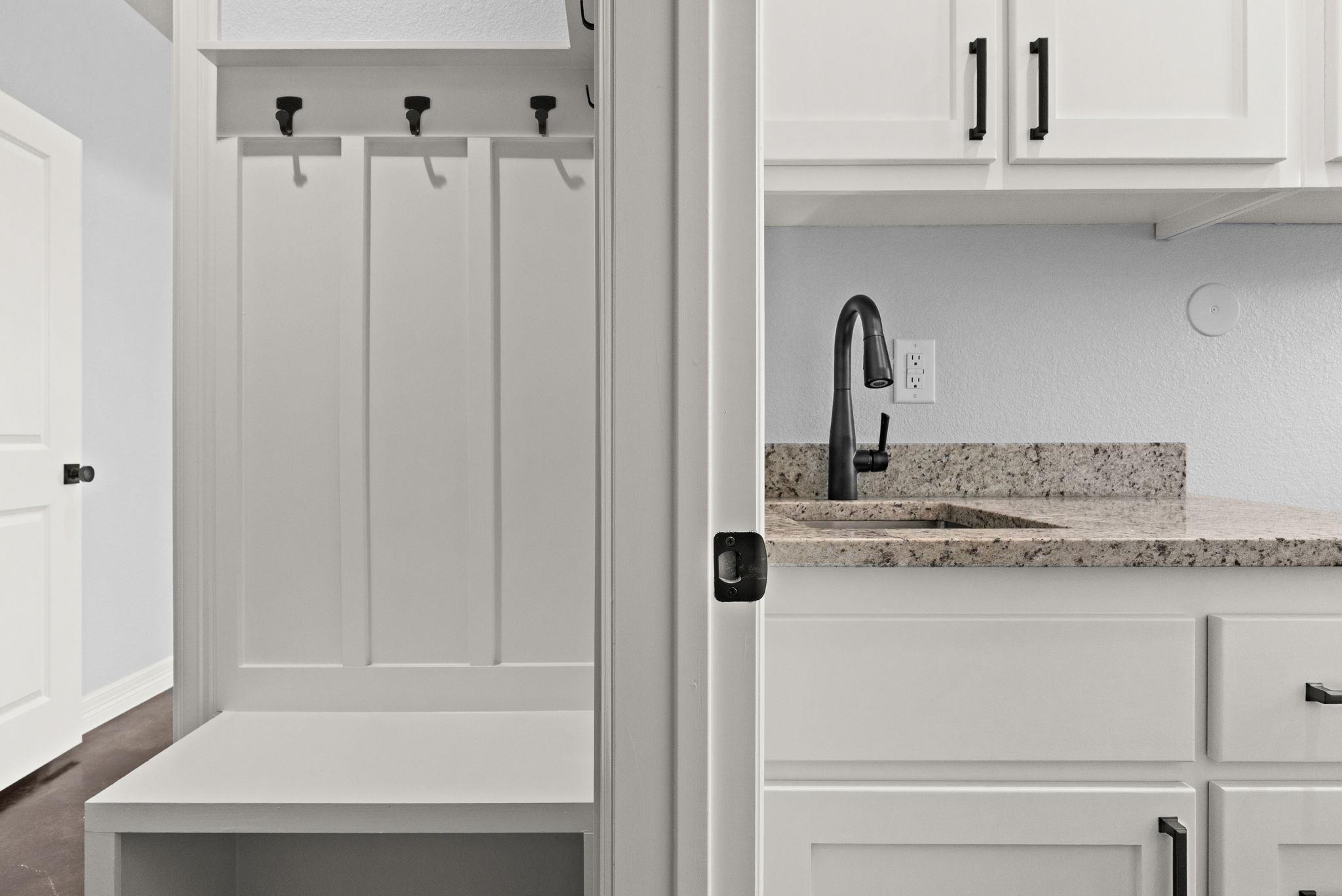 1617 Badger Ln, Lampasas, TX 76550