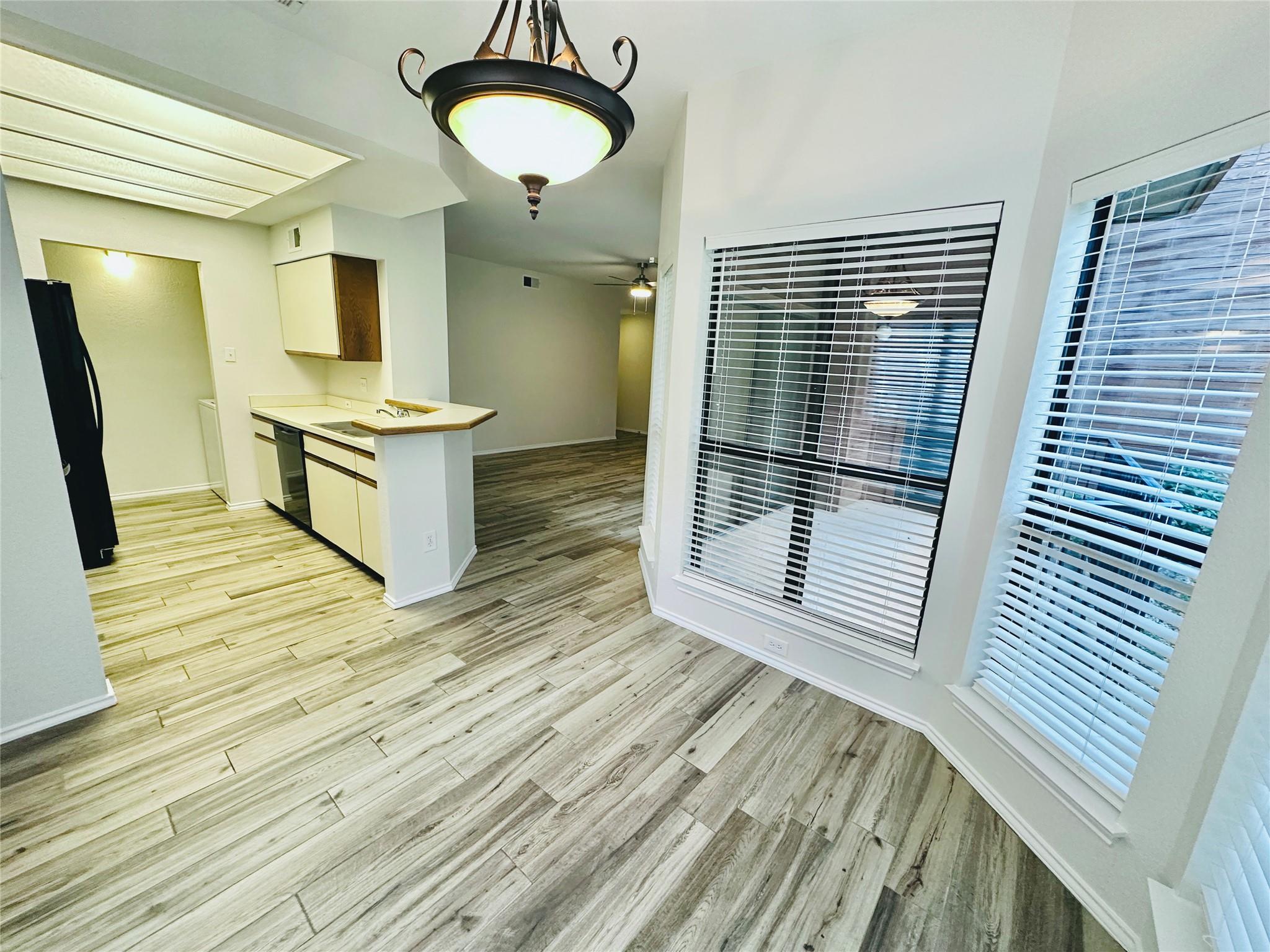 4711 Spicewood Springs Rd # 3-118, Austin, TX 78759