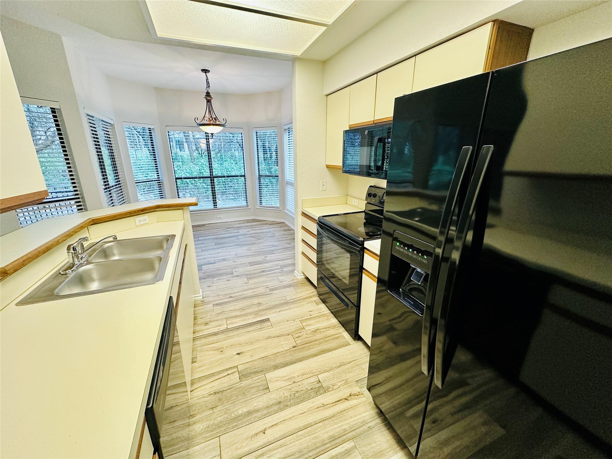 4711 Spicewood Springs Rd # 3-118, Austin, TX 78759