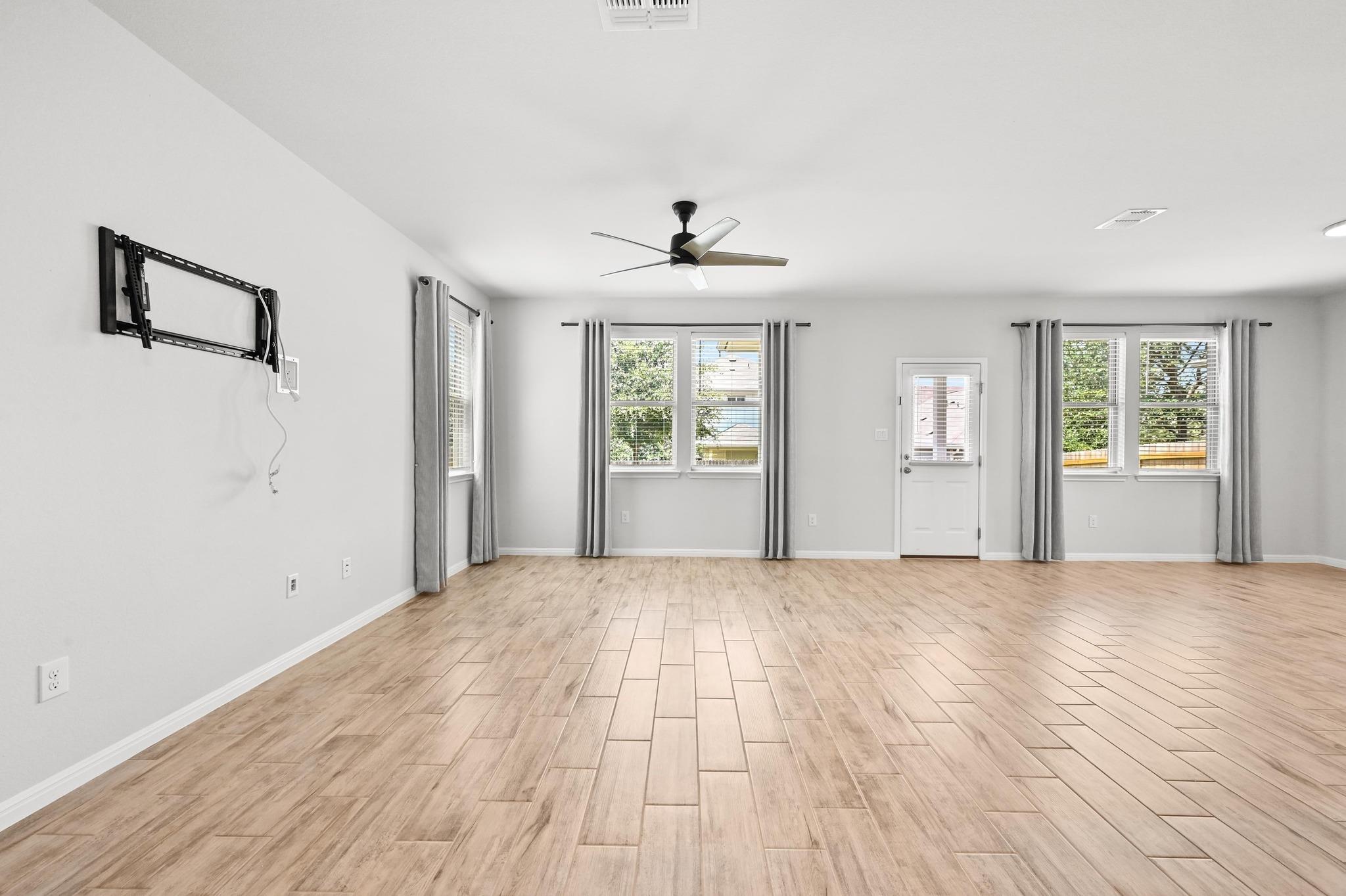 11902 Farrier Ln # 29, Austin, TX 78748