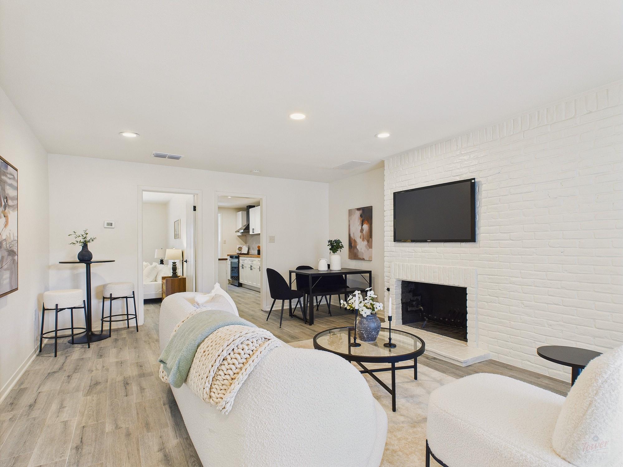 6108 Shadow Valley Dr # A & B, Austin, TX 78731