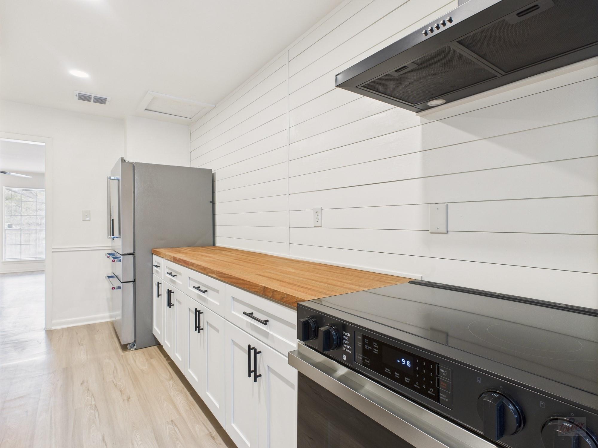 6108 Shadow Valley Dr # A & B, Austin, TX 78731