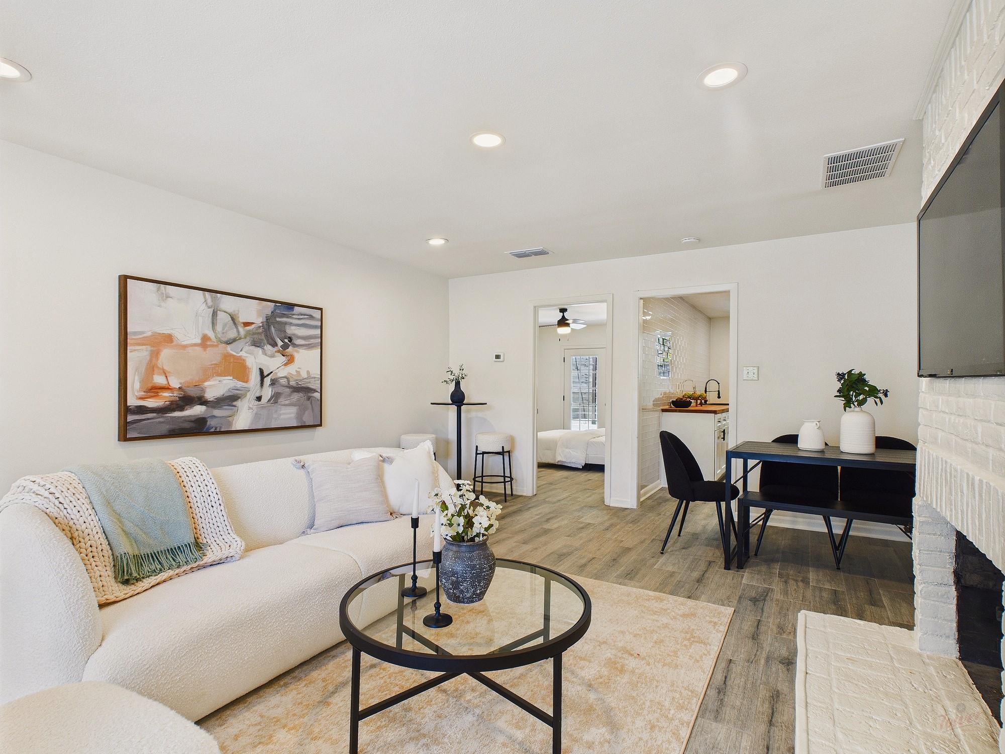 6108 Shadow Valley Dr # A & B, Austin, TX 78731