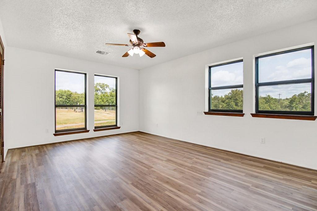 233 The Ranch Rd, Del Valle, TX 78617