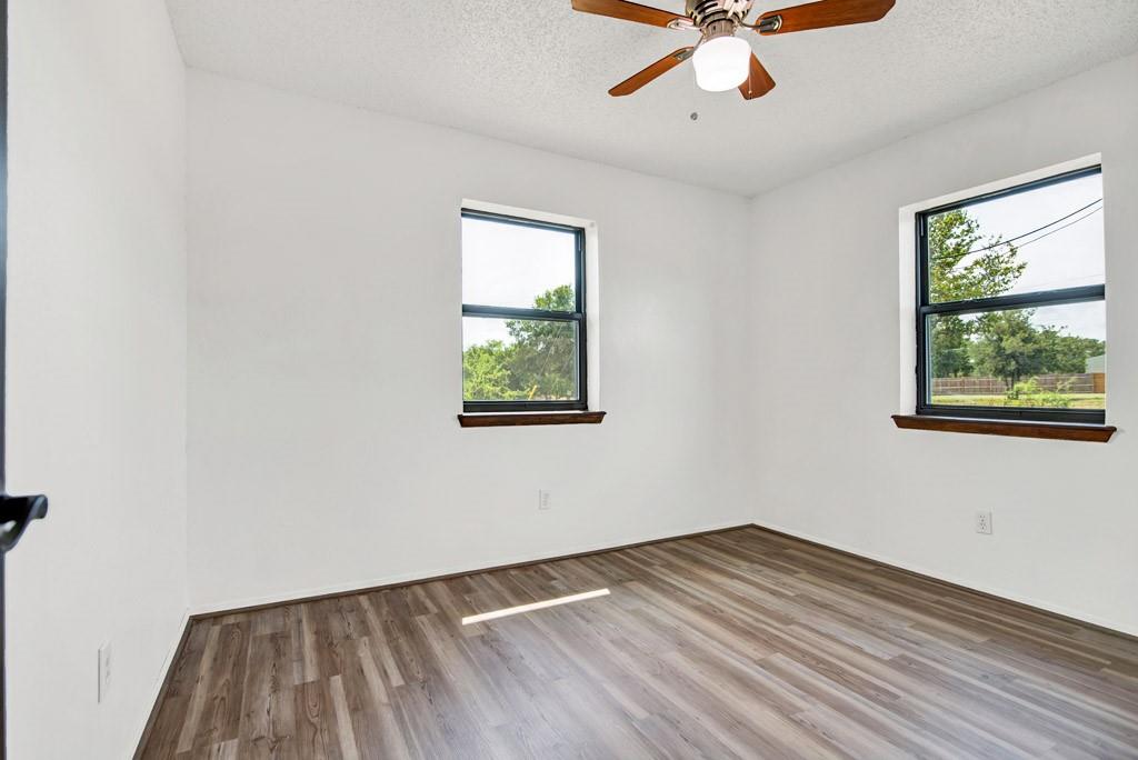 233 The Ranch Rd, Del Valle, TX 78617