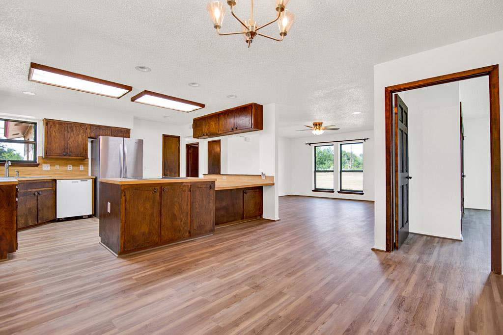 233 The Ranch Rd, Del Valle, TX 78617