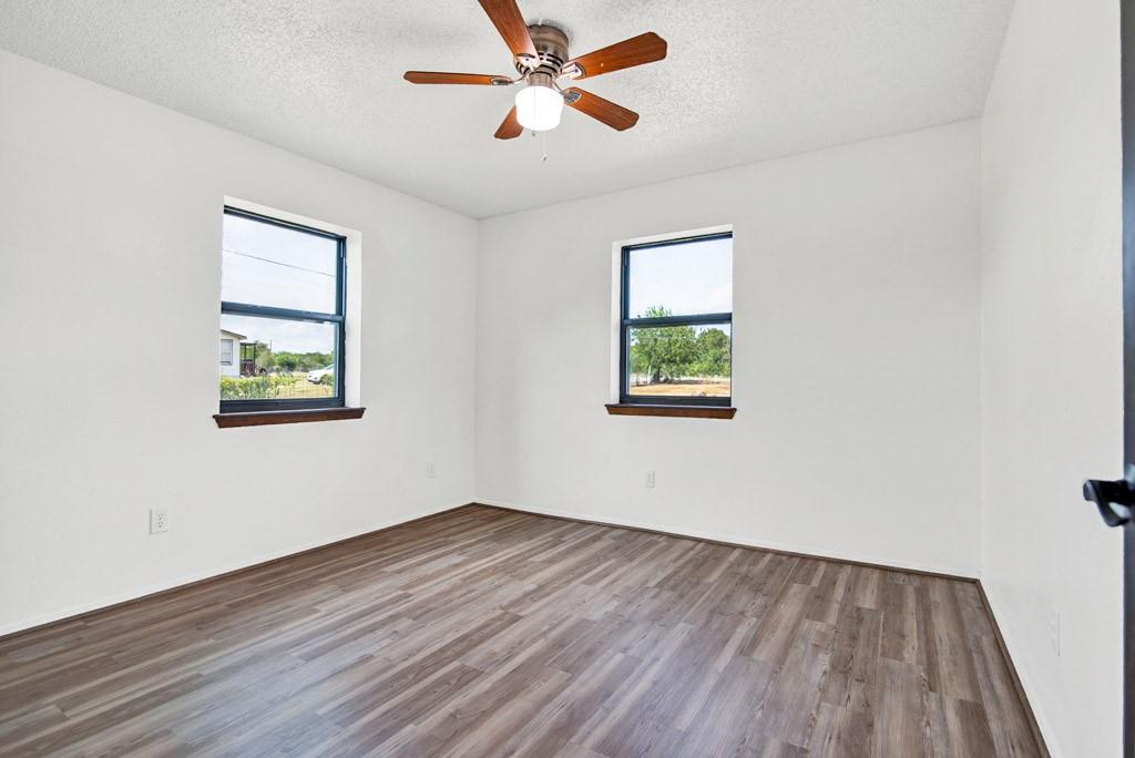 233 The Ranch Rd, Del Valle, TX 78617