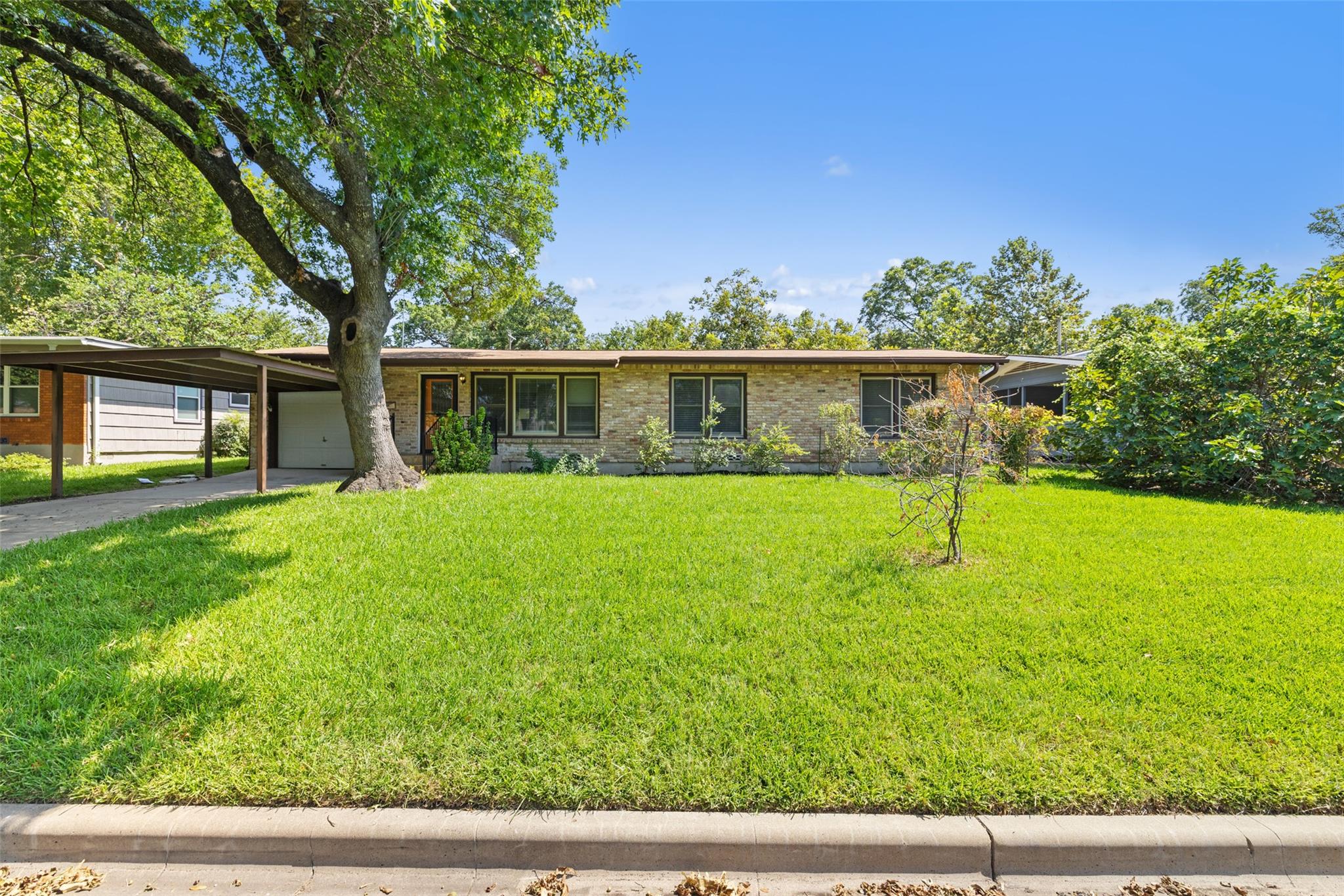 1206 Larkwood Dr, Austin, TX 78723