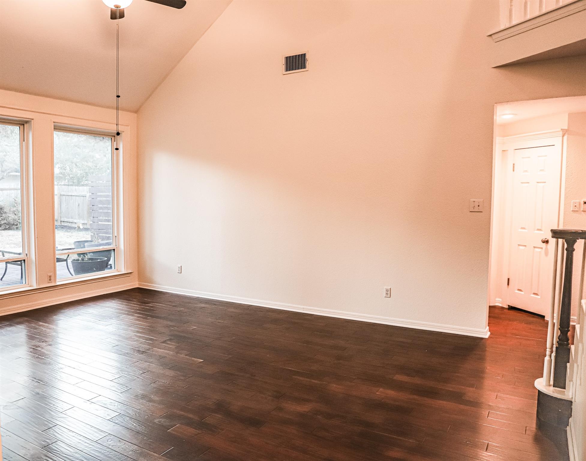 11216 Crossland Dr, Austin, TX 78726