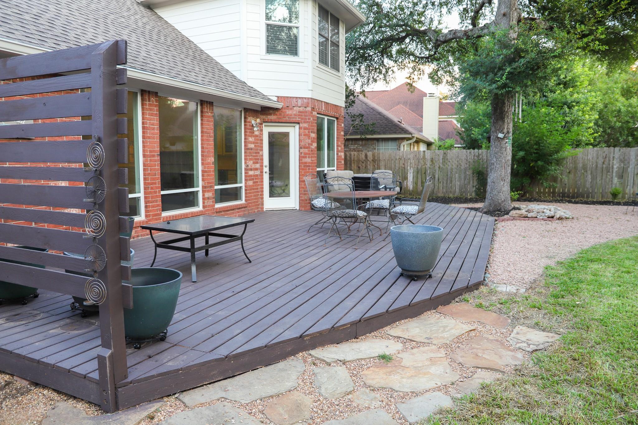 11216 Crossland Dr, Austin, TX 78726