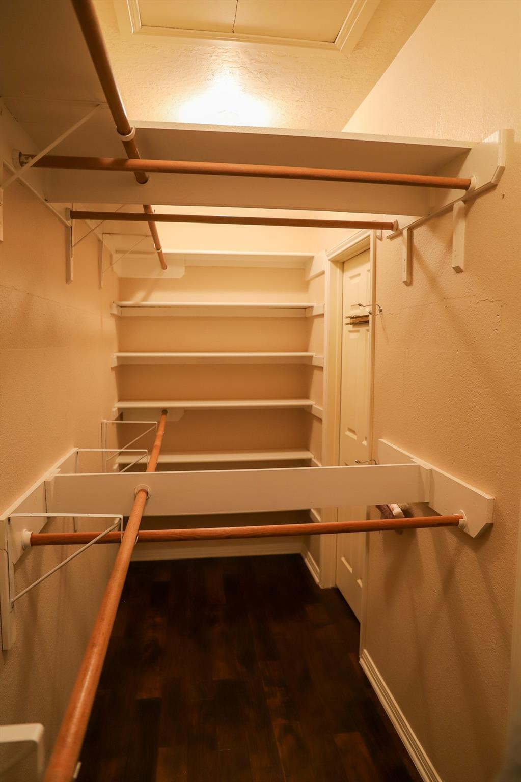 11216 Crossland Dr, Austin, TX 78726