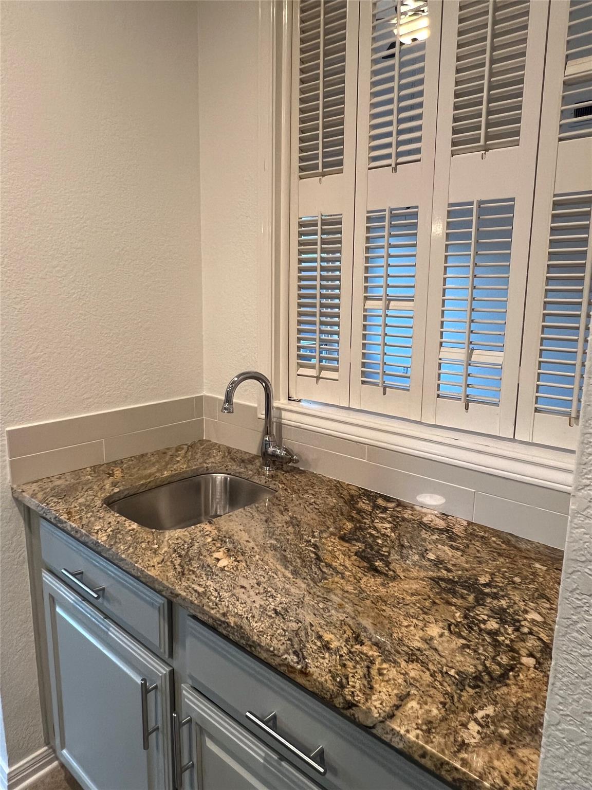 11216 Crossland Dr, Austin, TX 78726