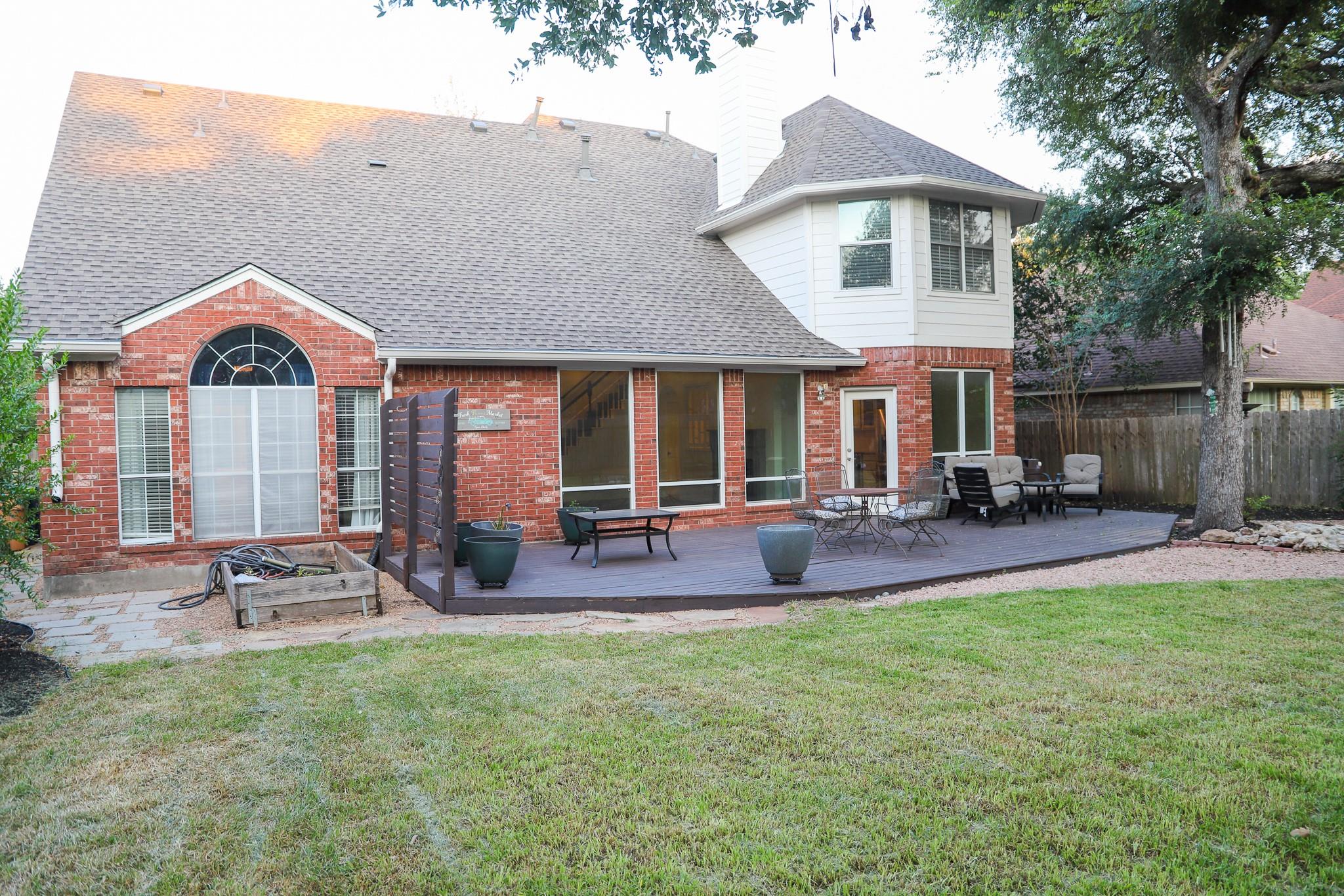 11216 Crossland Dr, Austin, TX 78726