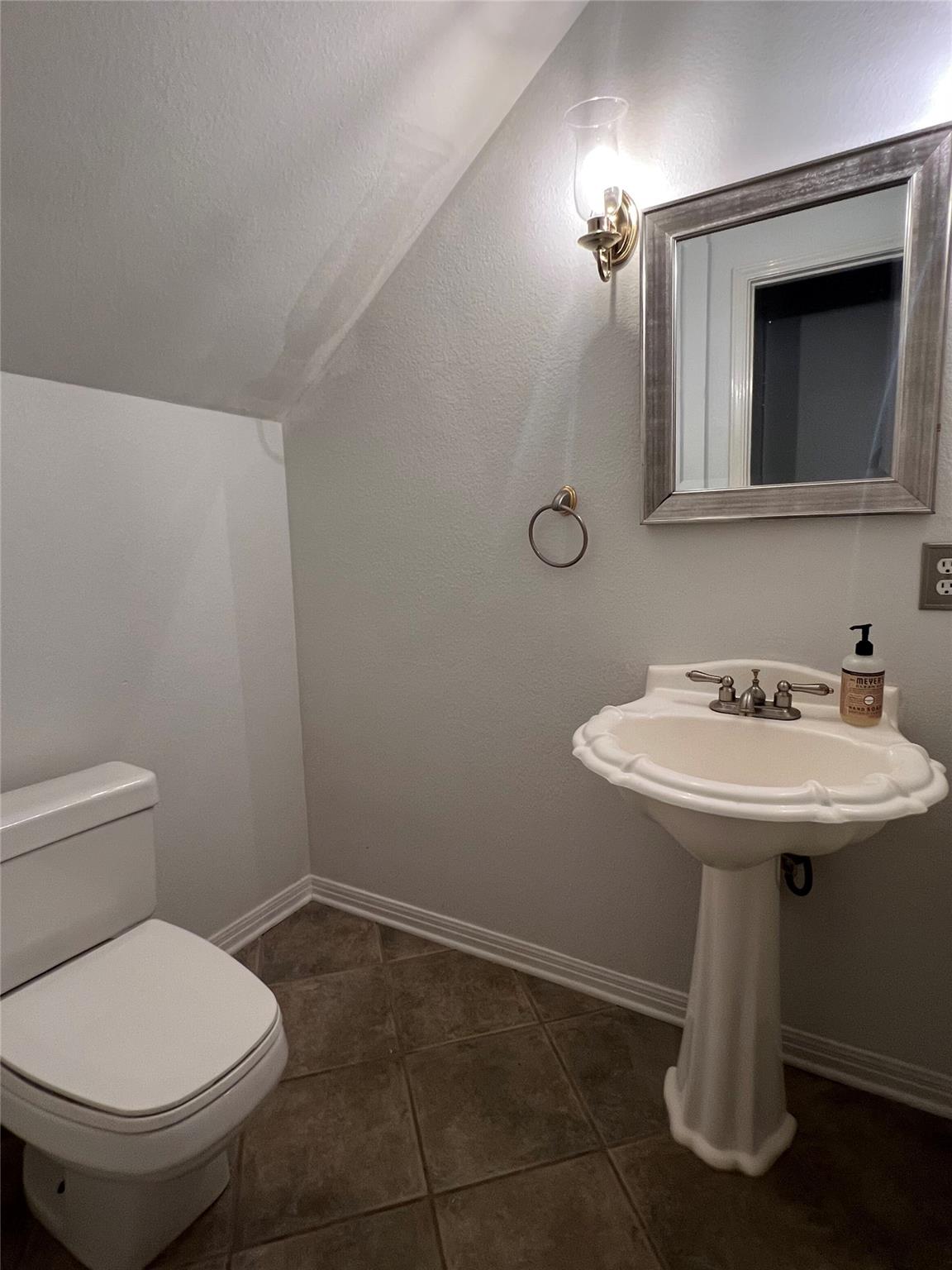 11216 Crossland Dr, Austin, TX 78726