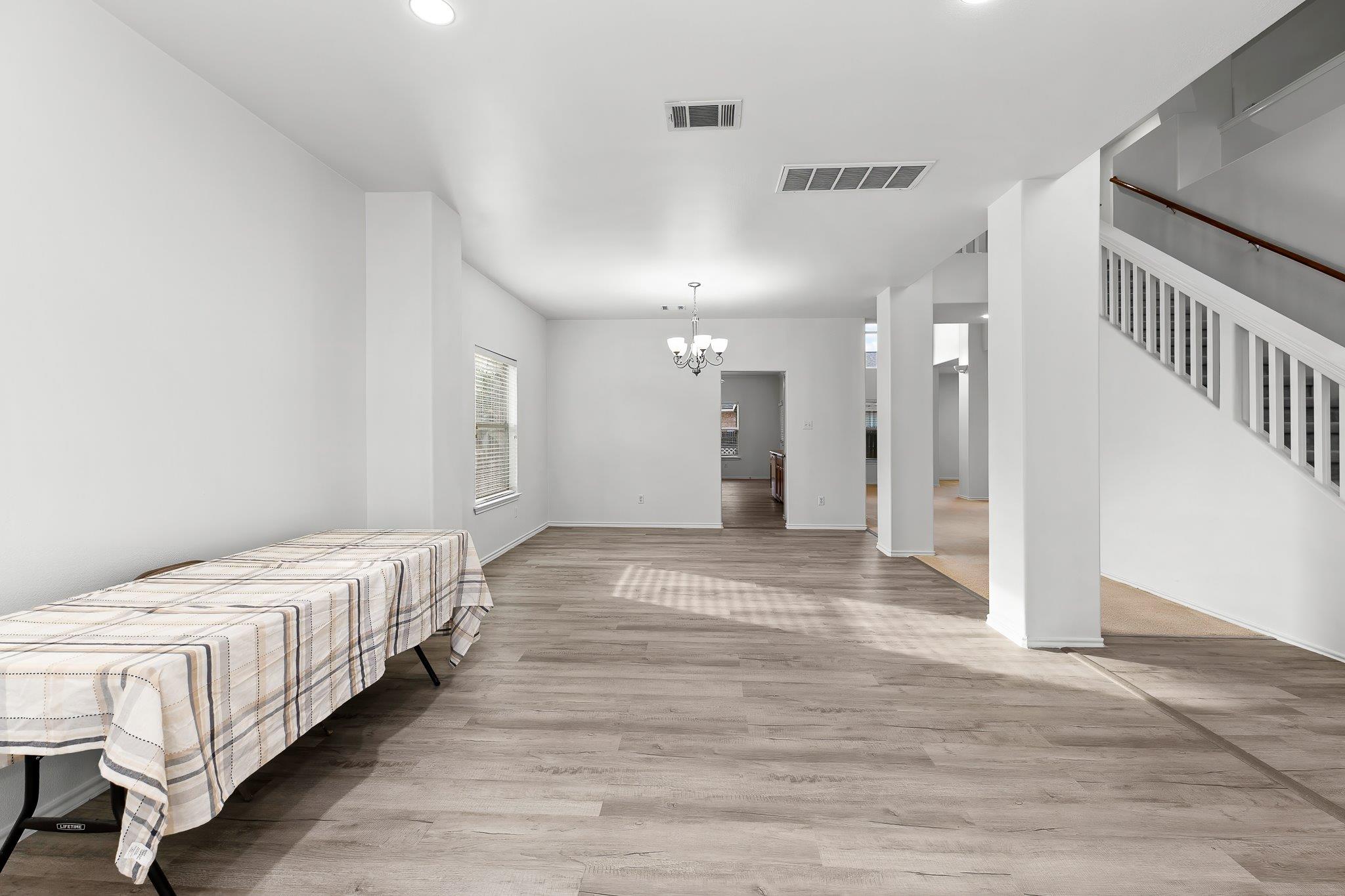 6700 Tulloch Way, Austin, TX 78754