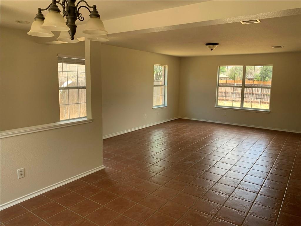 1605 Lit Candle Cv, Leander, TX 78641