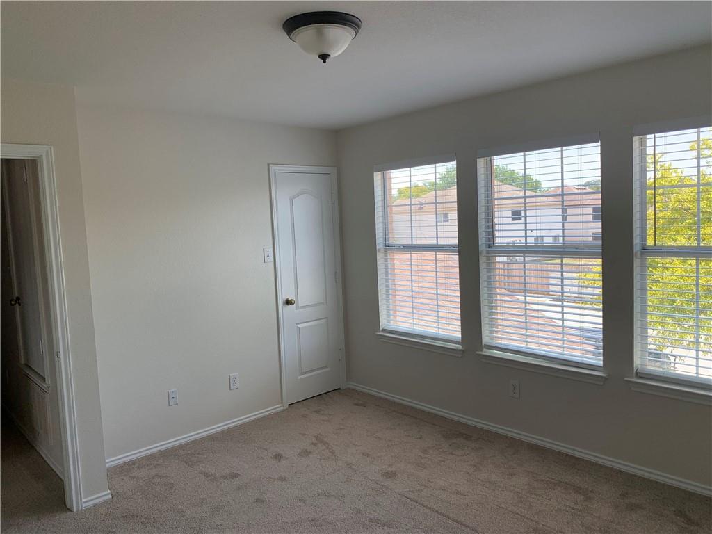 1605 Lit Candle Cv, Leander, TX 78641