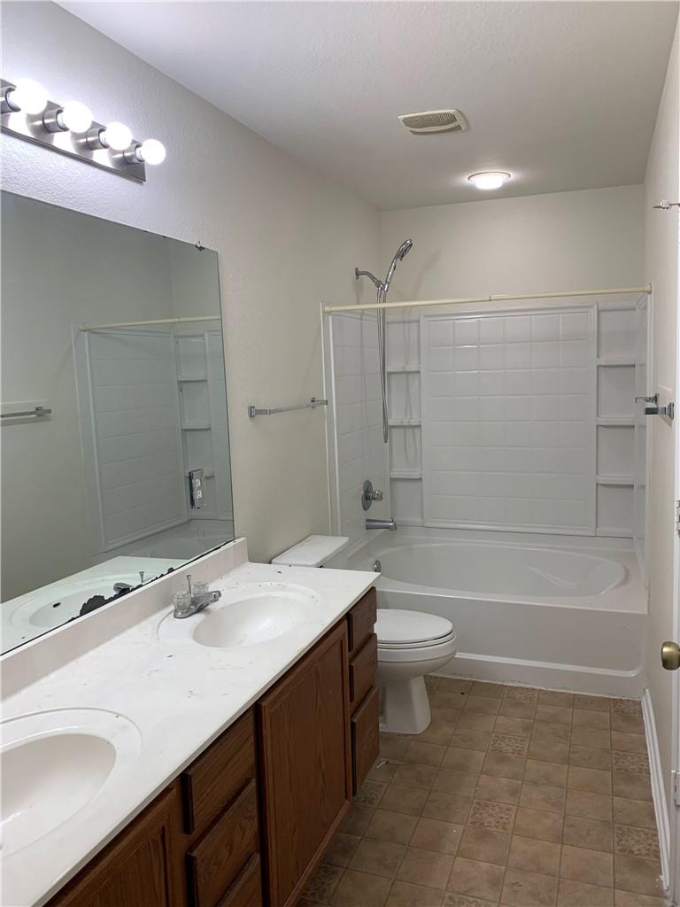 1605 Lit Candle Cv, Leander, TX 78641