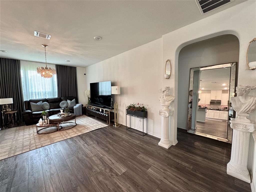 1121 Arbor Acres Loop, Leander, TX 78641