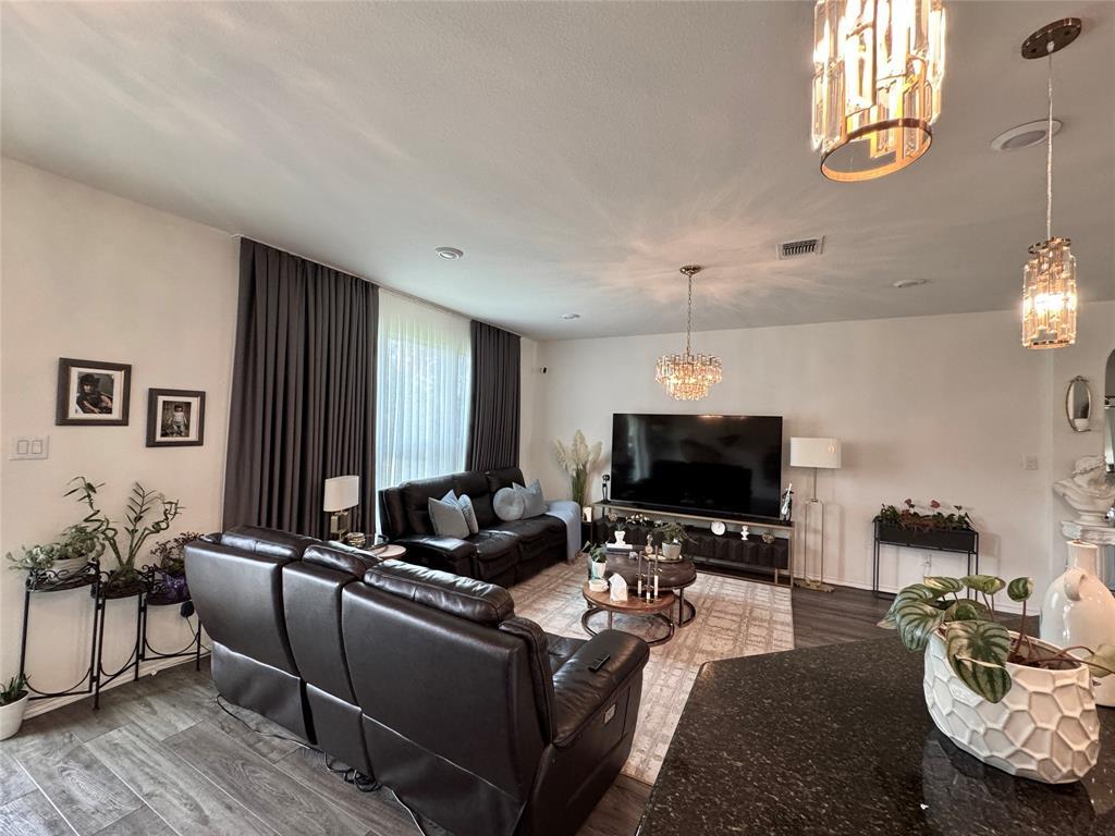 1121 Arbor Acres Loop, Leander, TX 78641