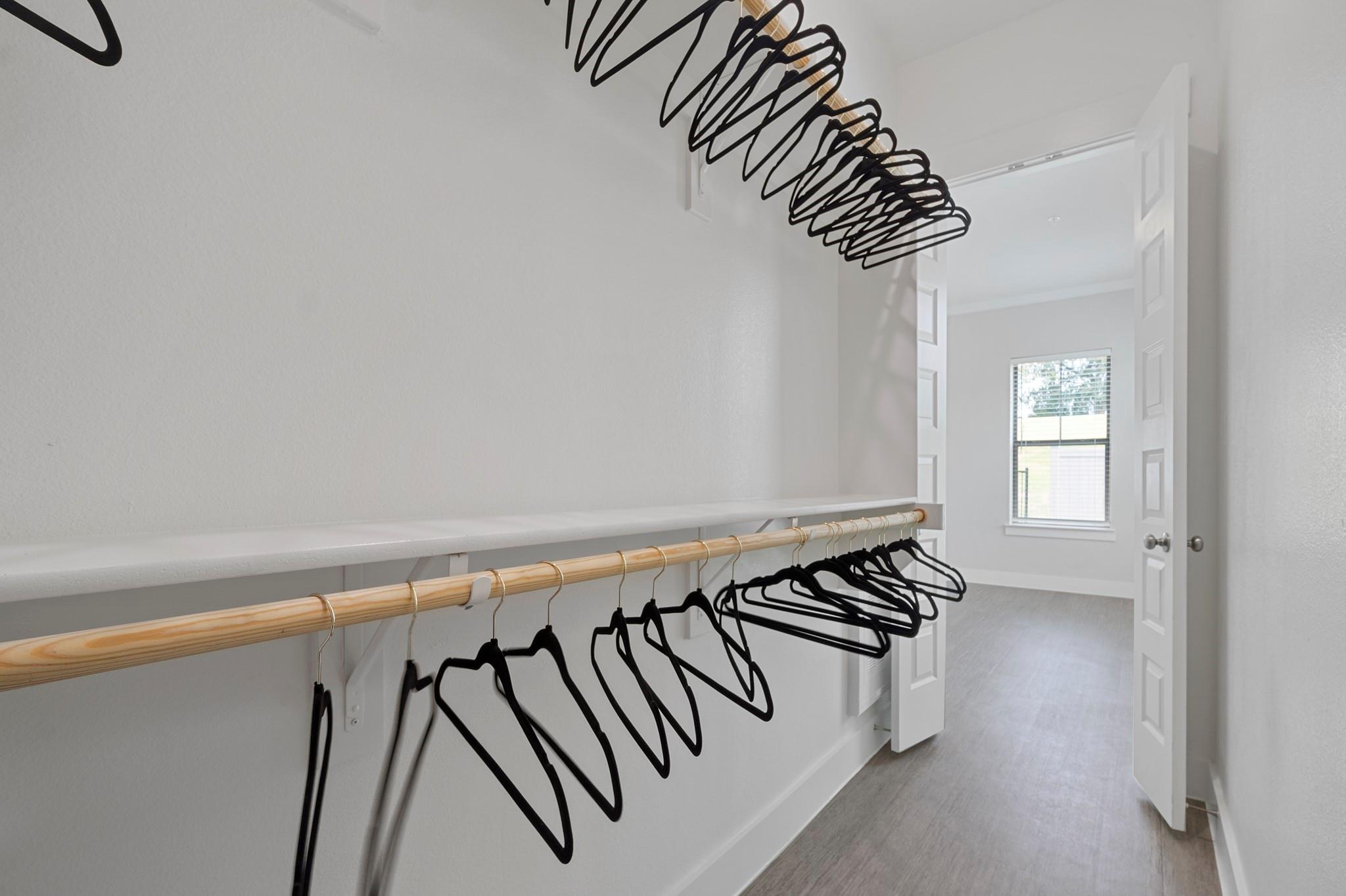 476 Suffield Dr # 411, Buda, TX 78610