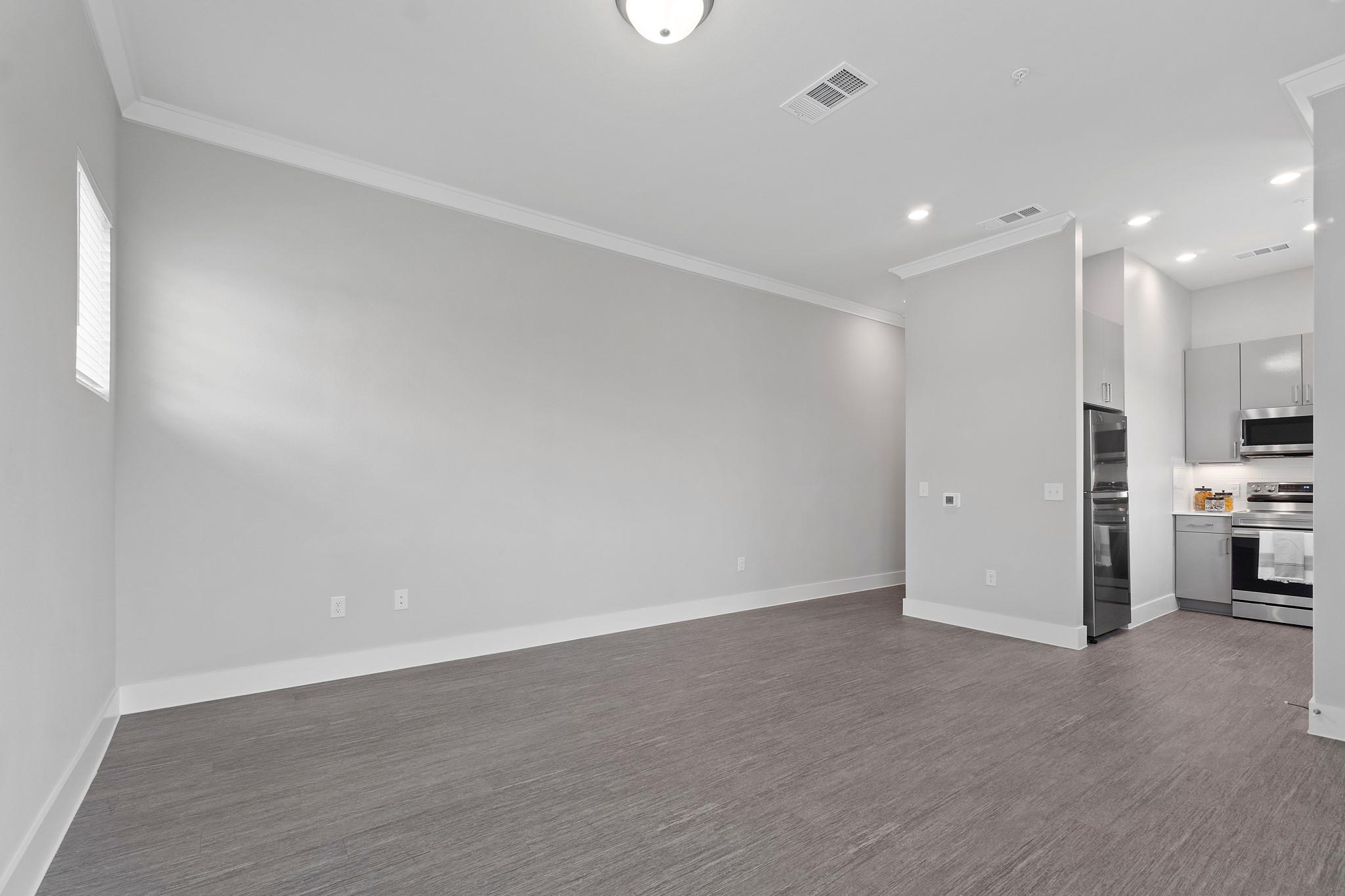 476 Suffield Dr # 411, Buda, TX 78610