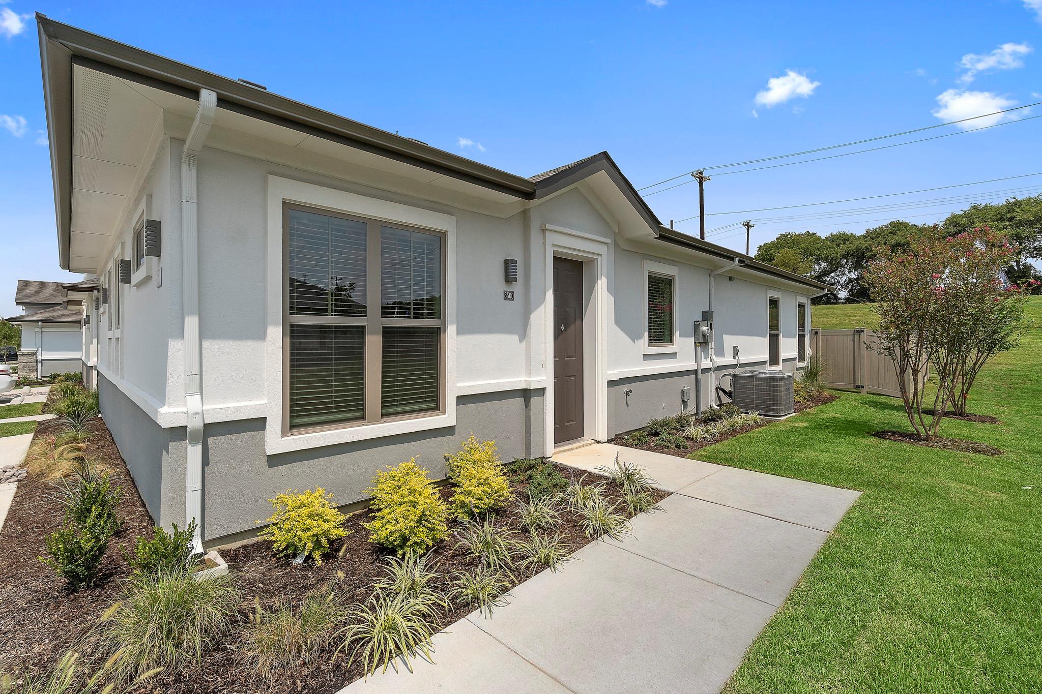 476 Suffield Dr # 411, Buda, TX 78610