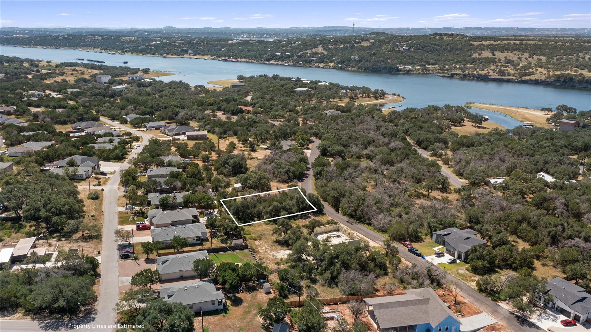 21710 Cardinal Ave, Lago Vista, TX 78645