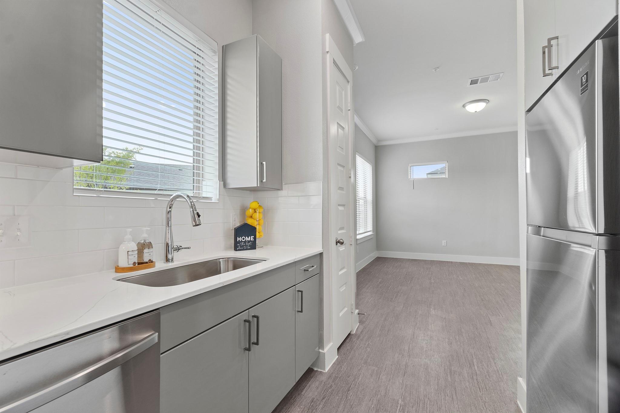 476 Suffield Dr # 339, Buda, TX 78610