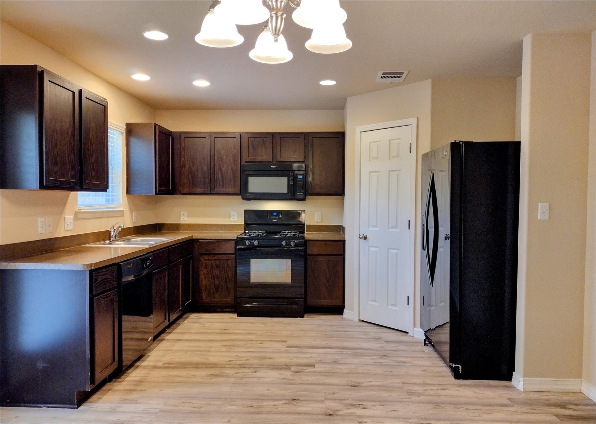 126 Preston Trl, San Marcos, TX 78666